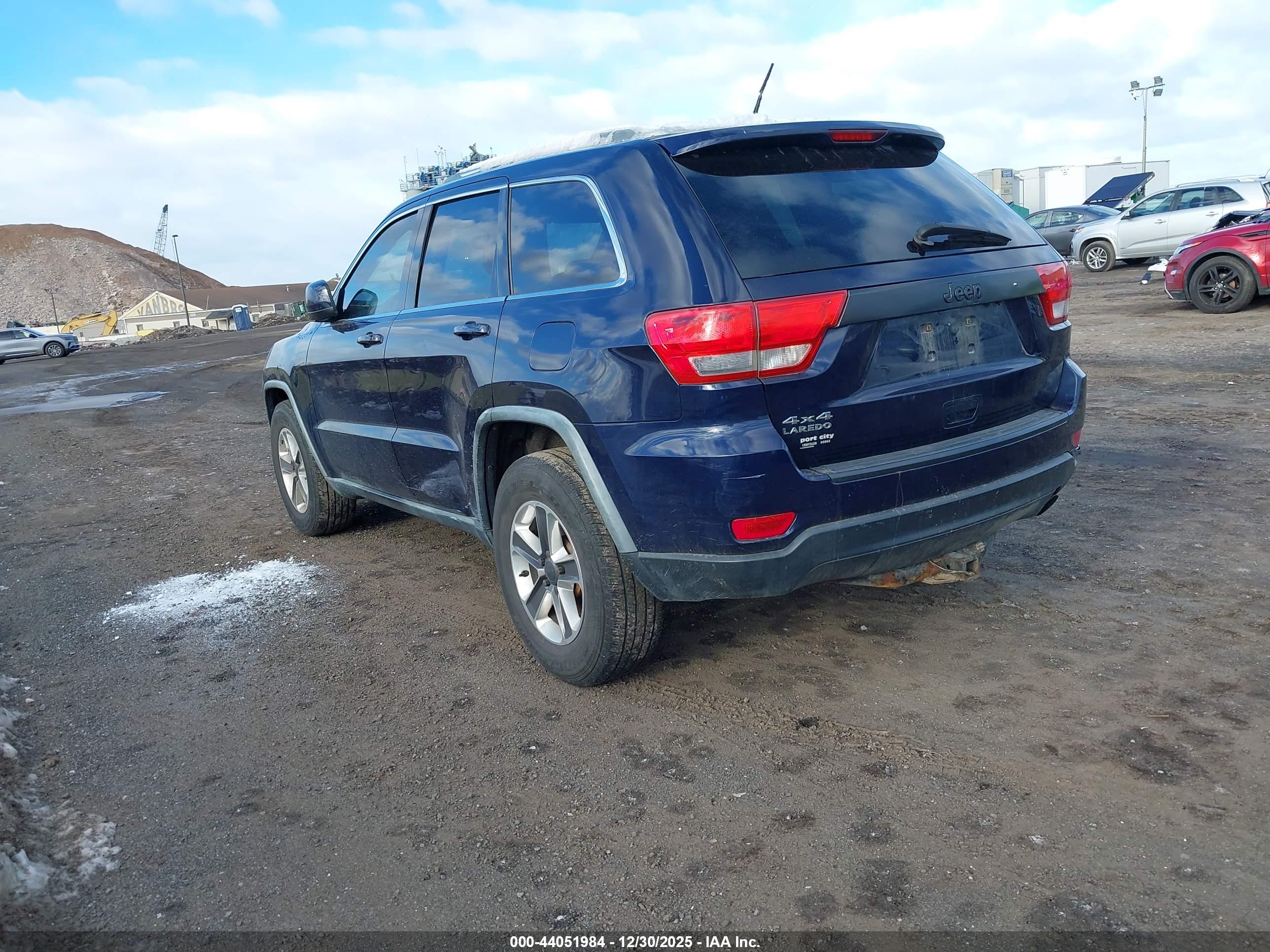 JEEP GRAND image 3
