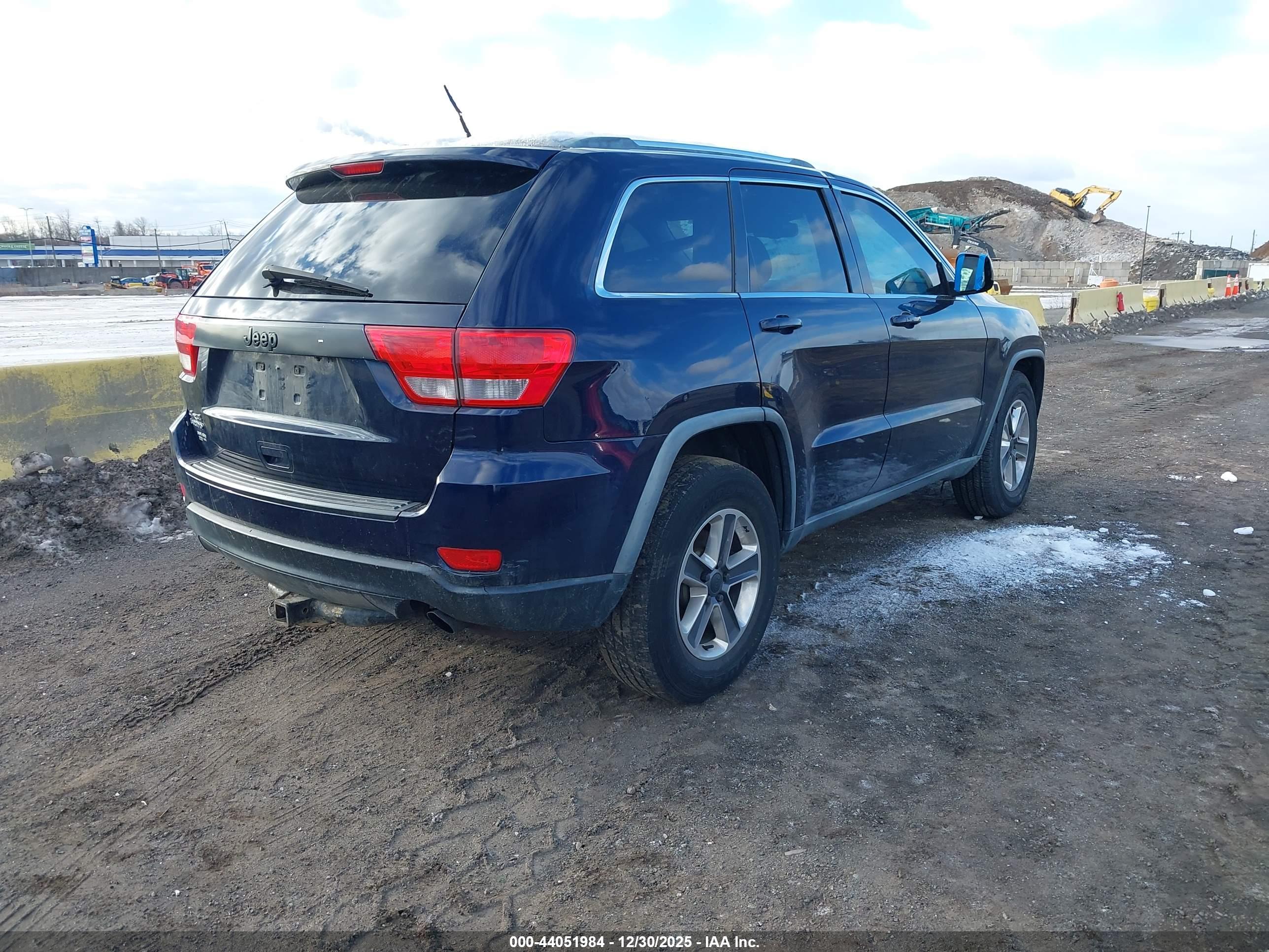 JEEP GRAND image 4