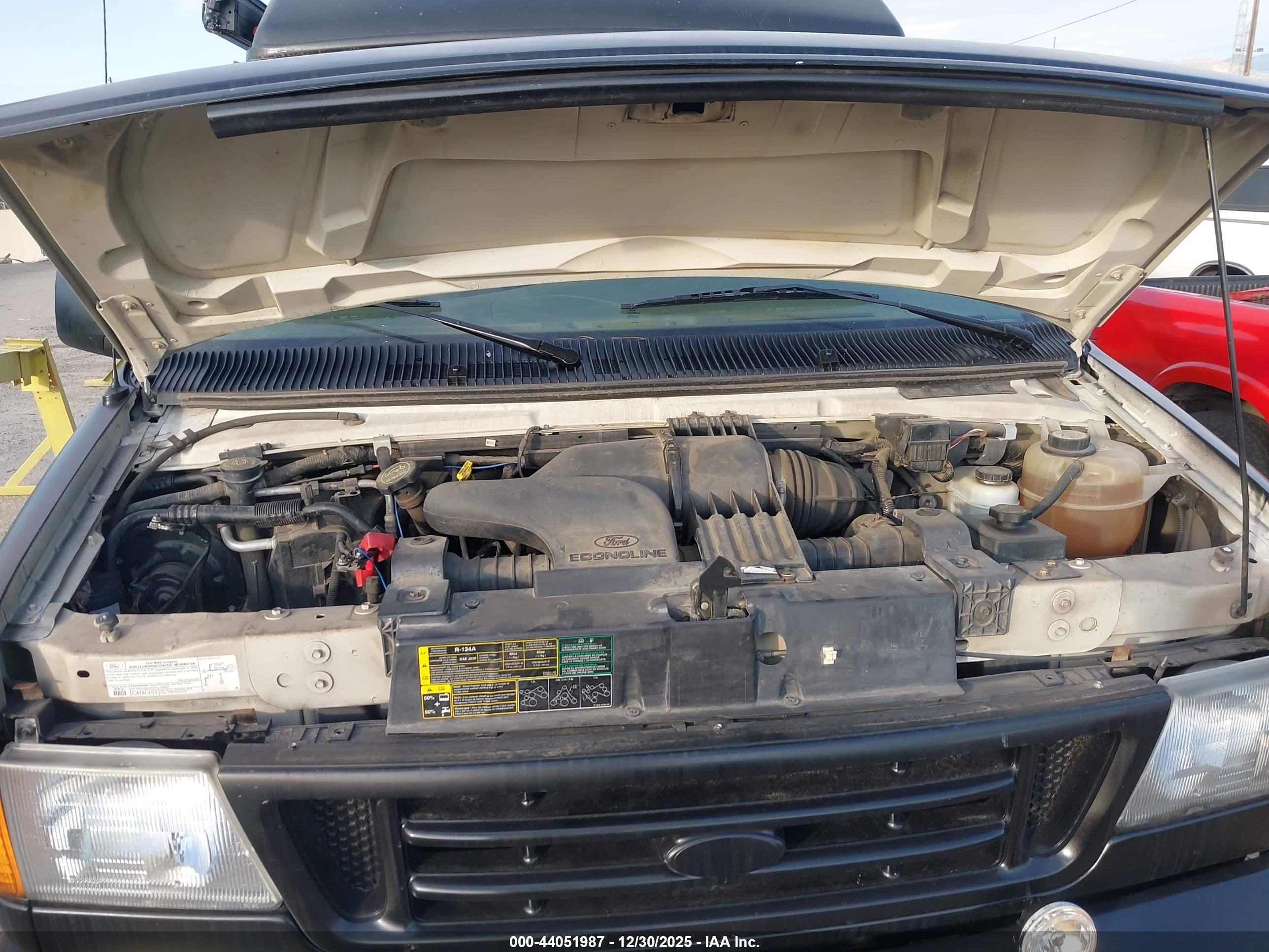 FORD E-350 image 10