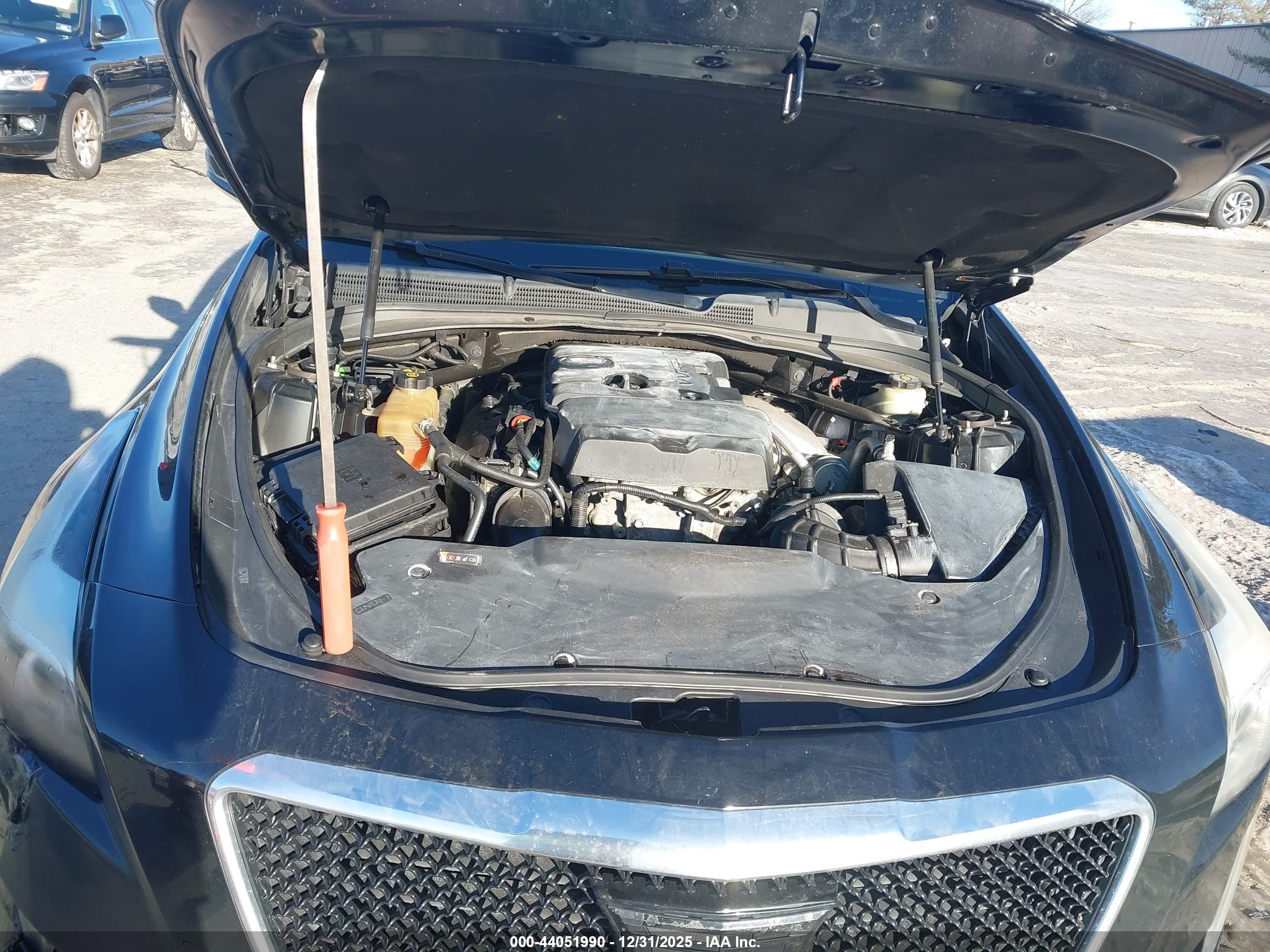 CADILLAC CTS image 10