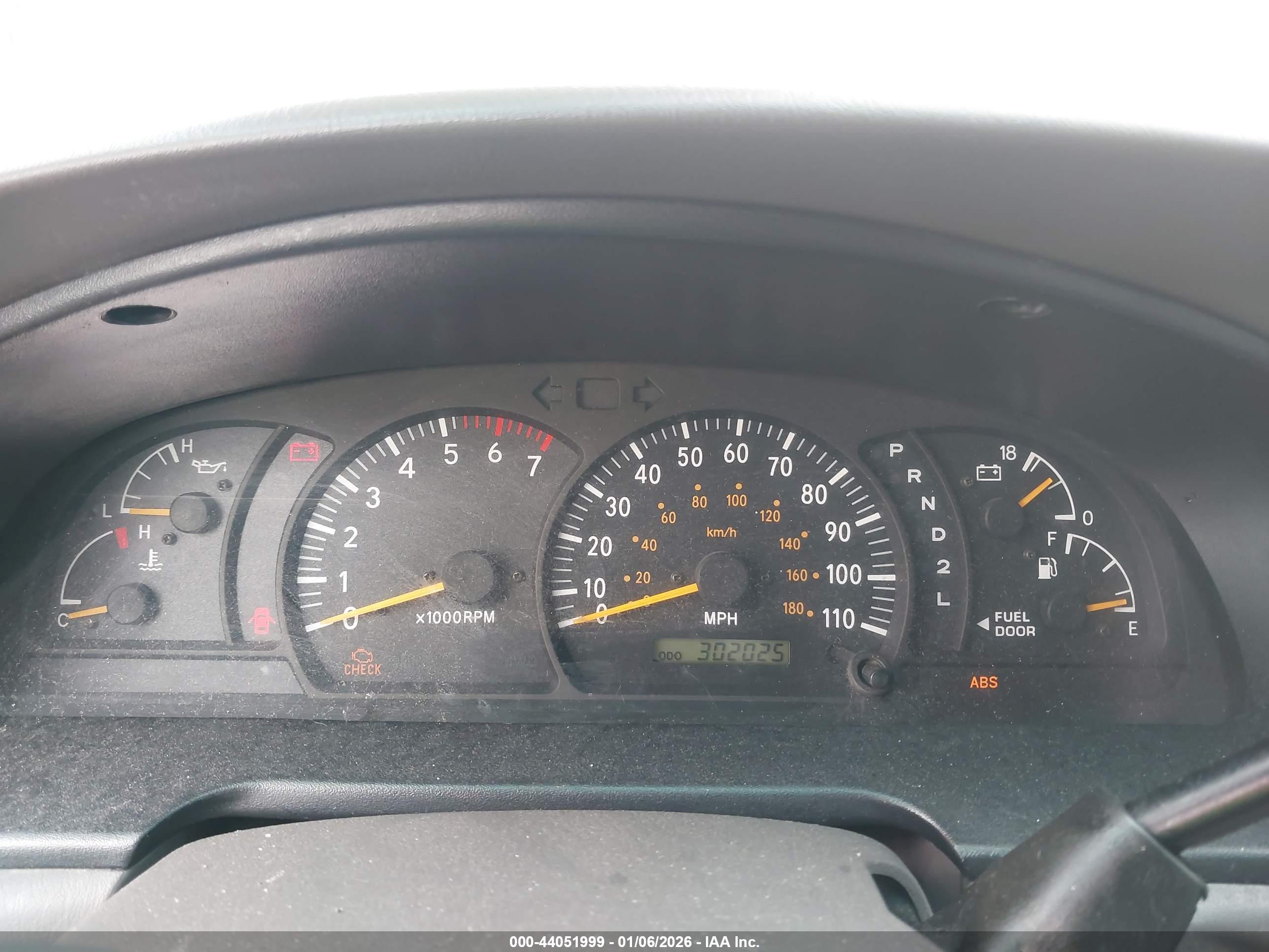TOYOTA TUNDRA image 7