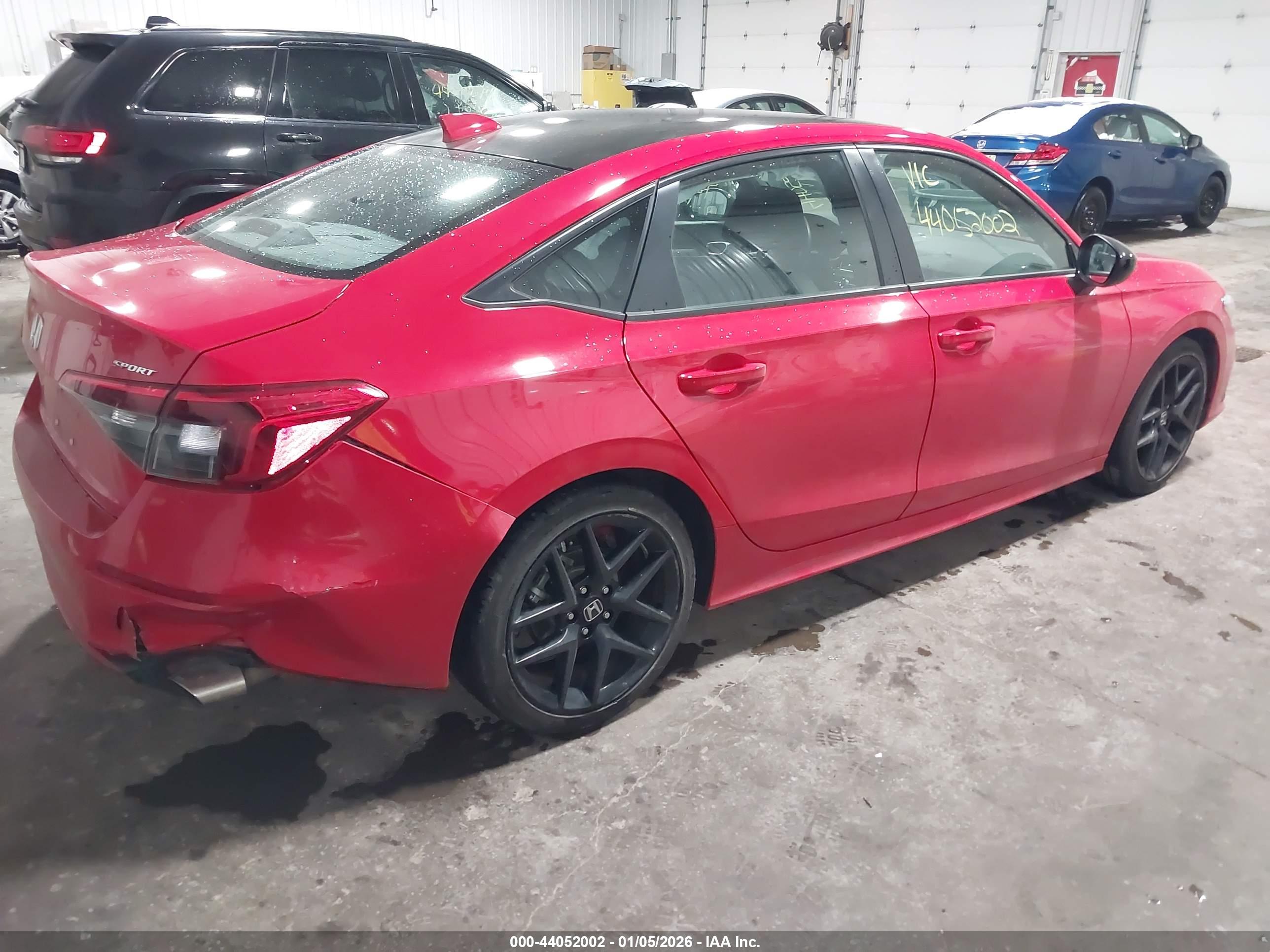 HONDA CIVIC image 4