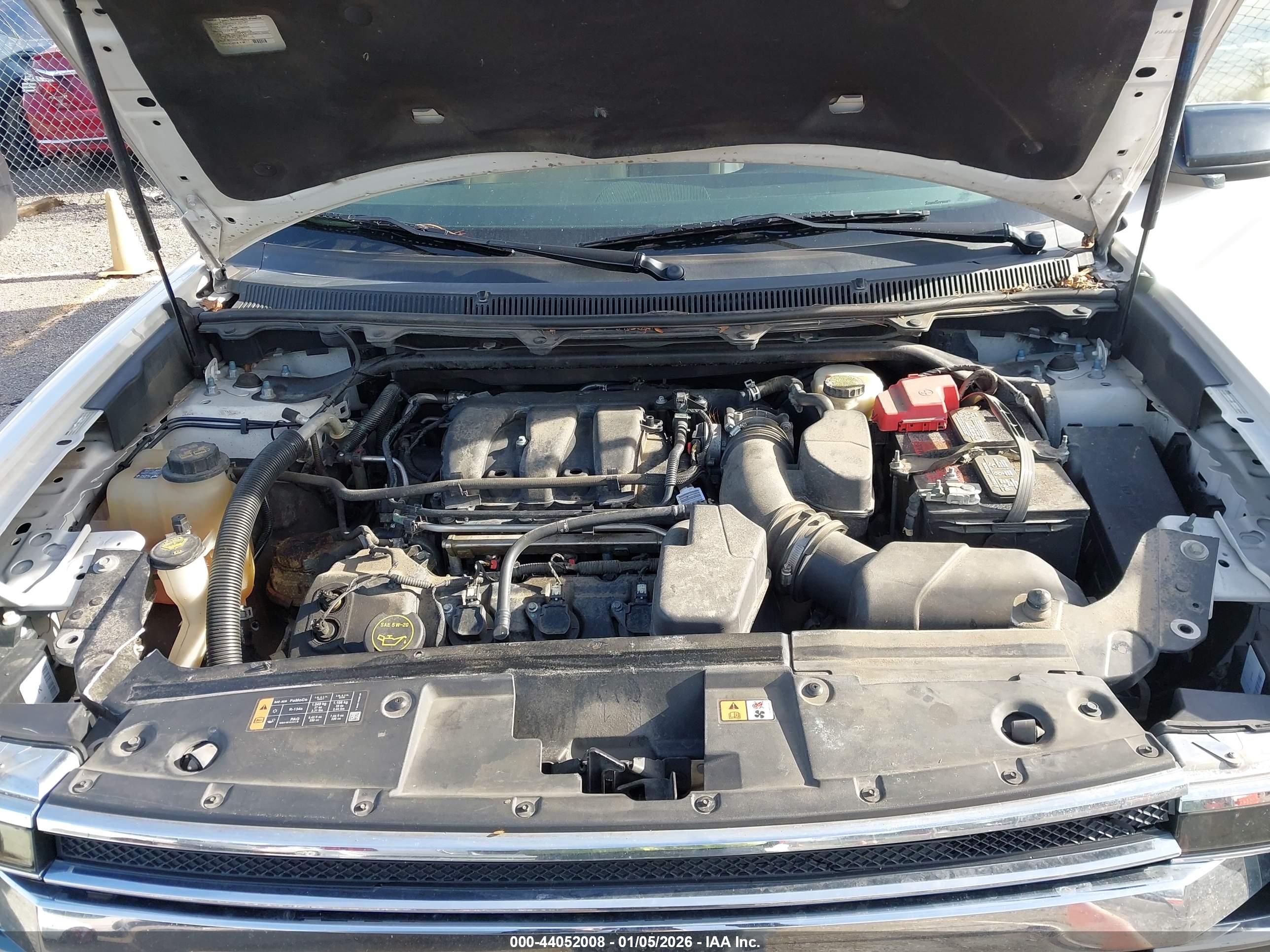 FORD FLEX image 10