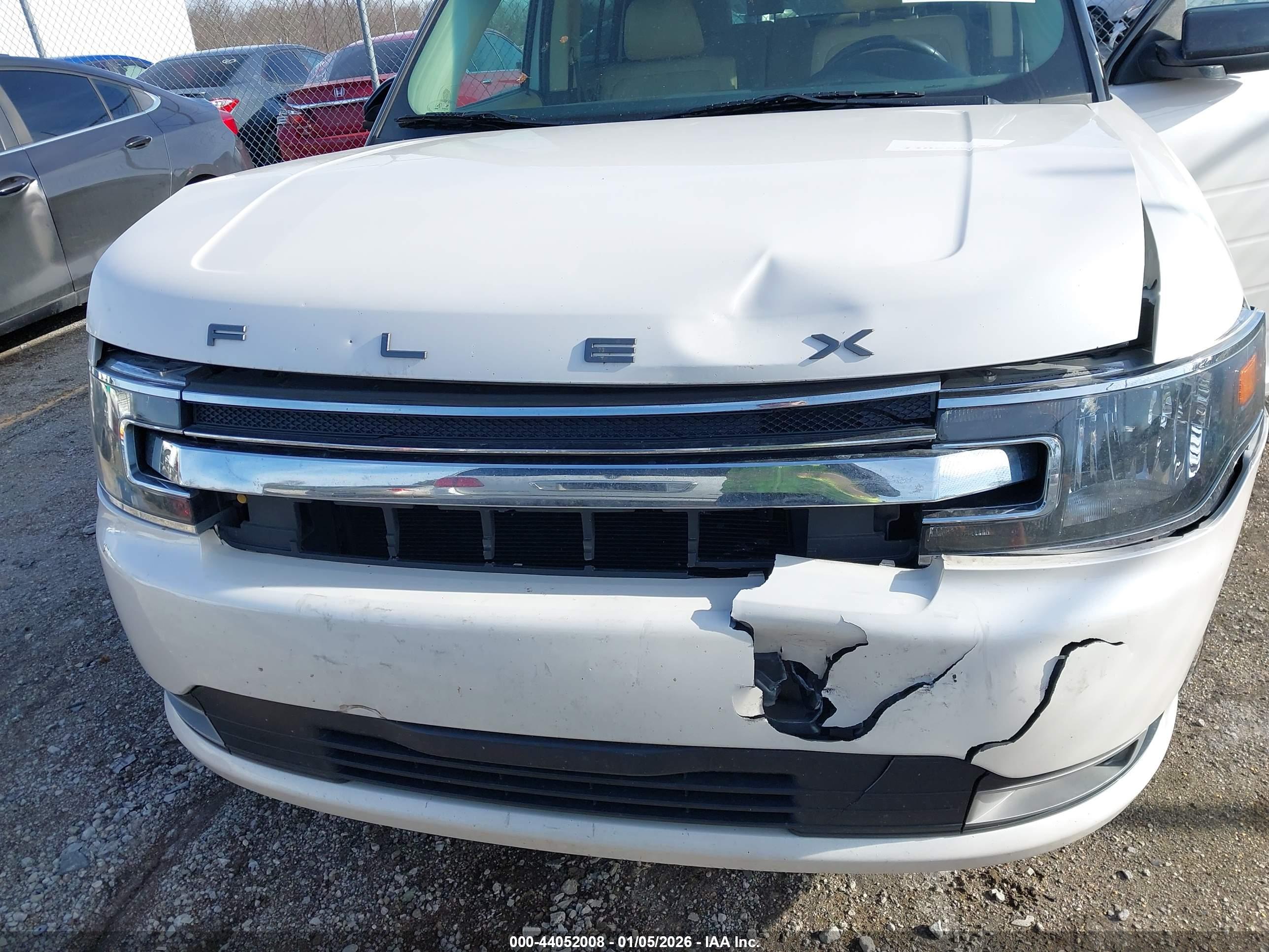 FORD FLEX image 6