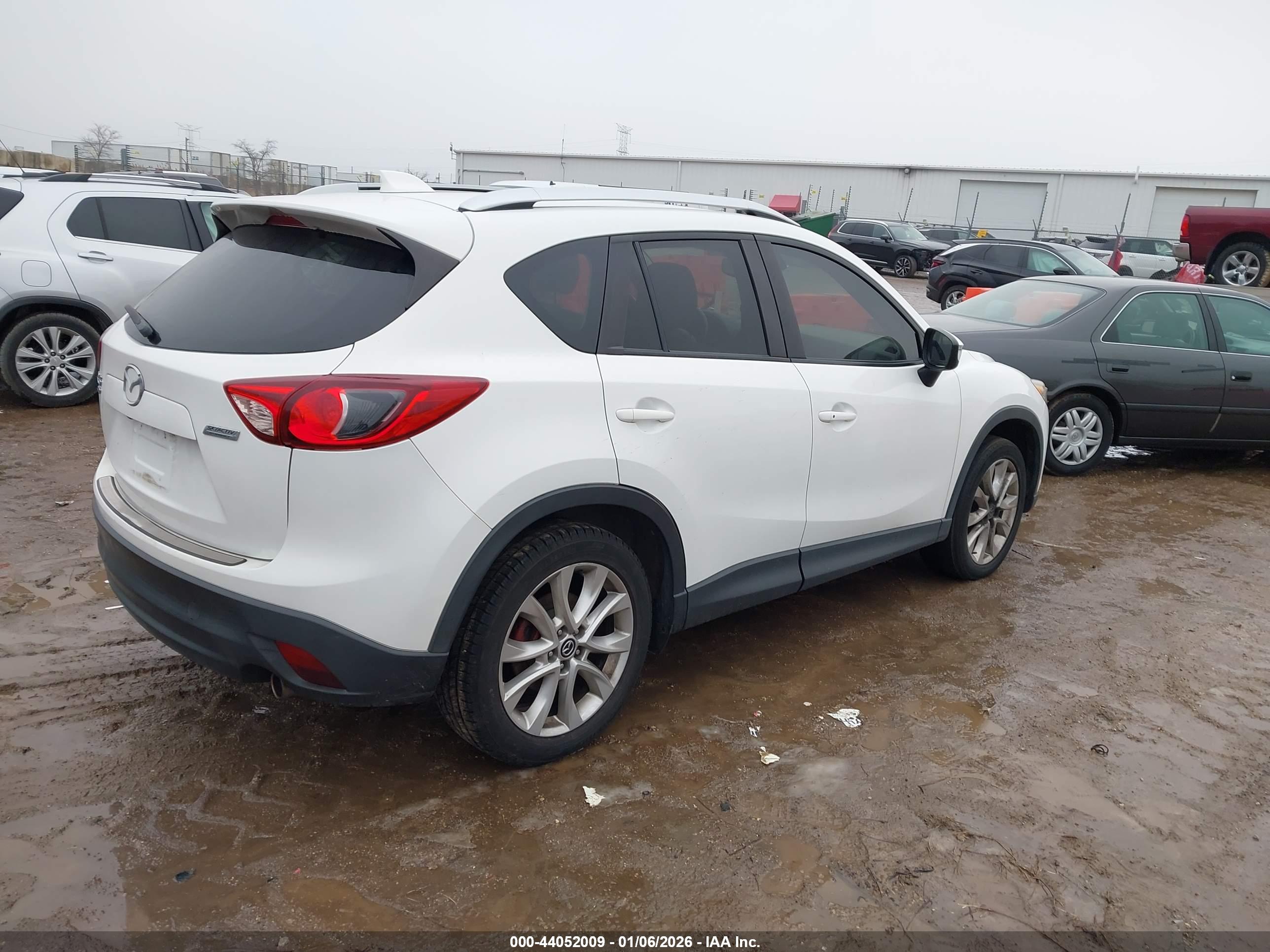 MAZDA CX-5 image 4