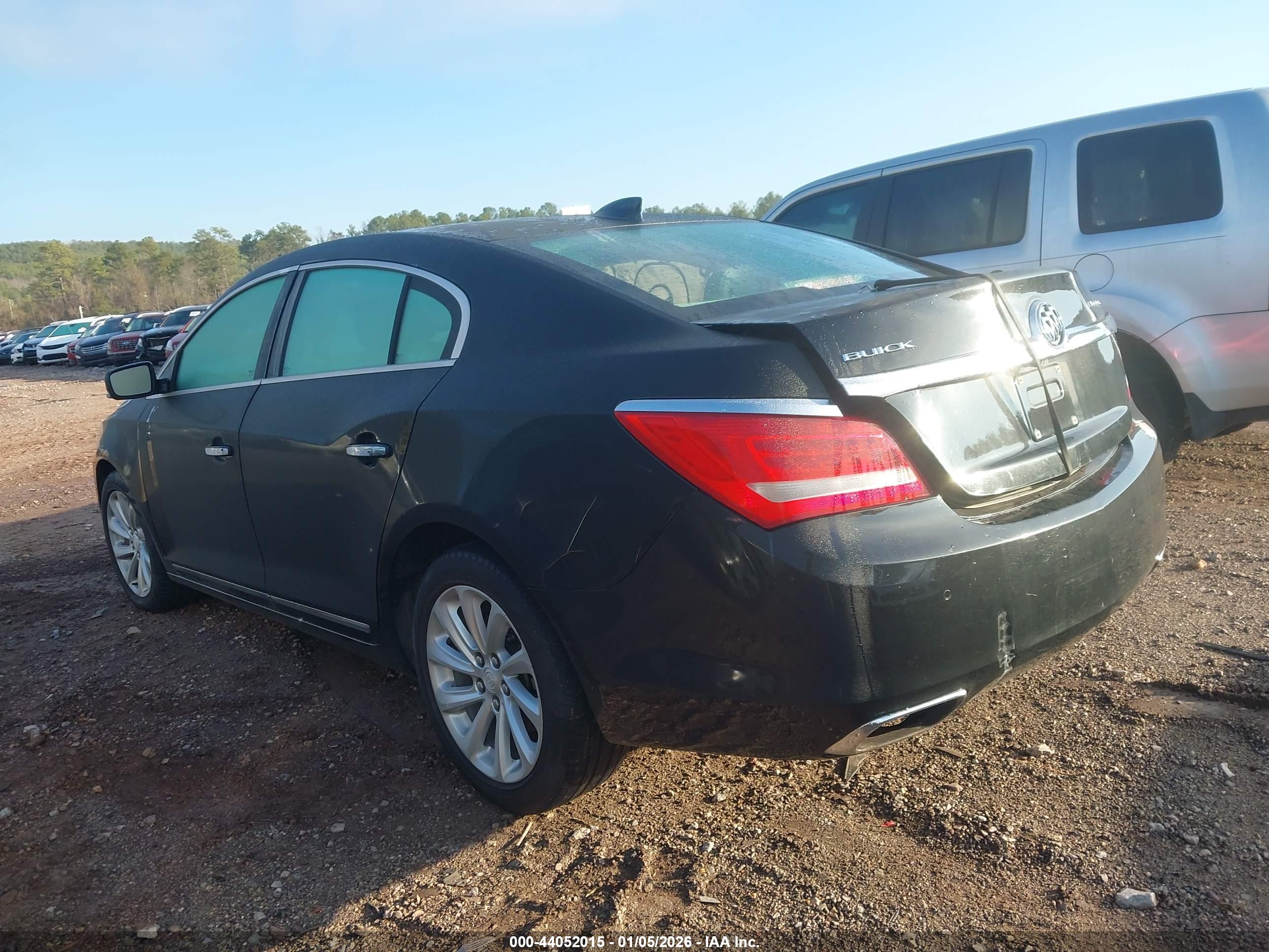 BUICK LACROSSE image 3