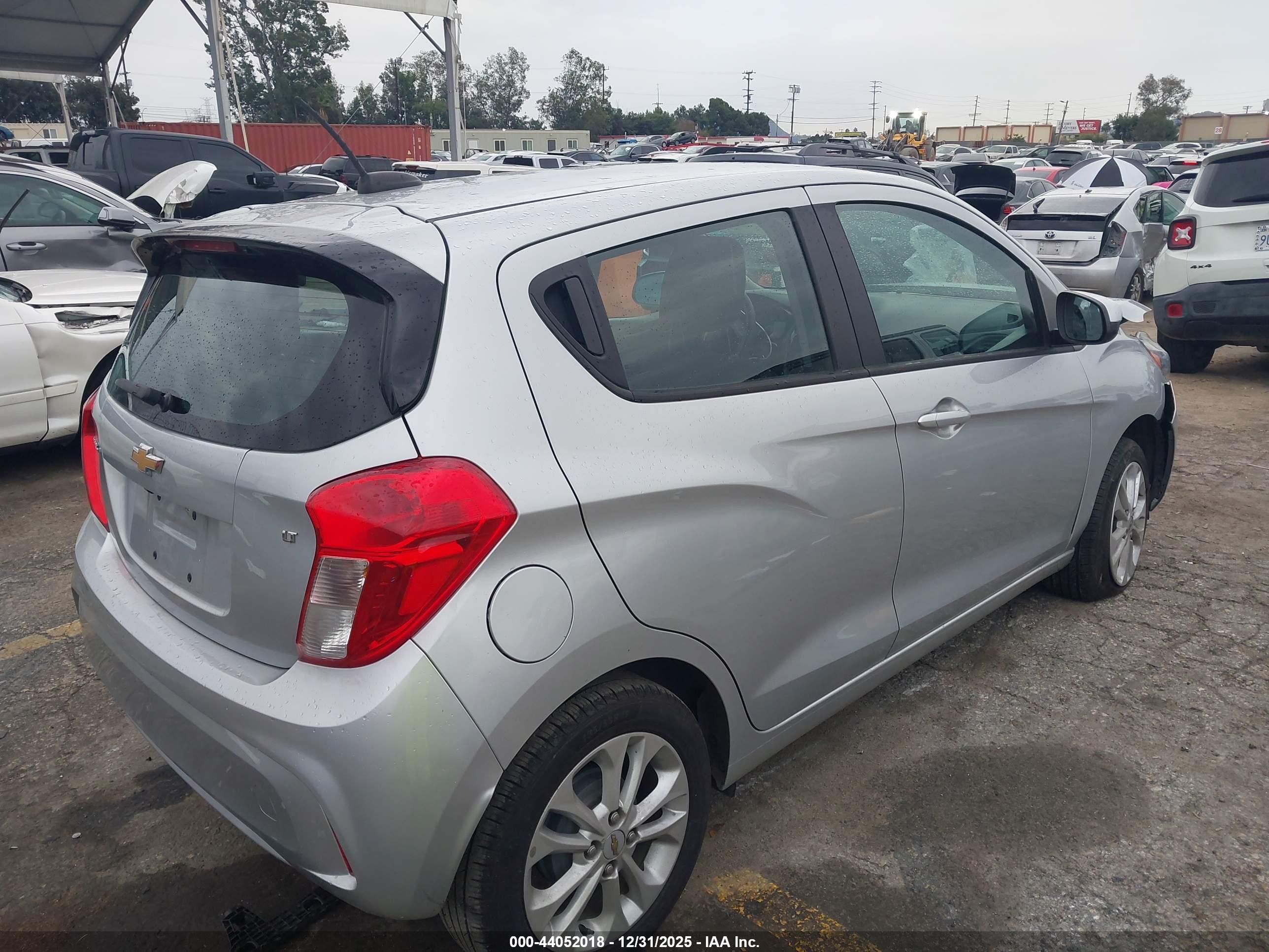 CHEVROLET SPARK image 4