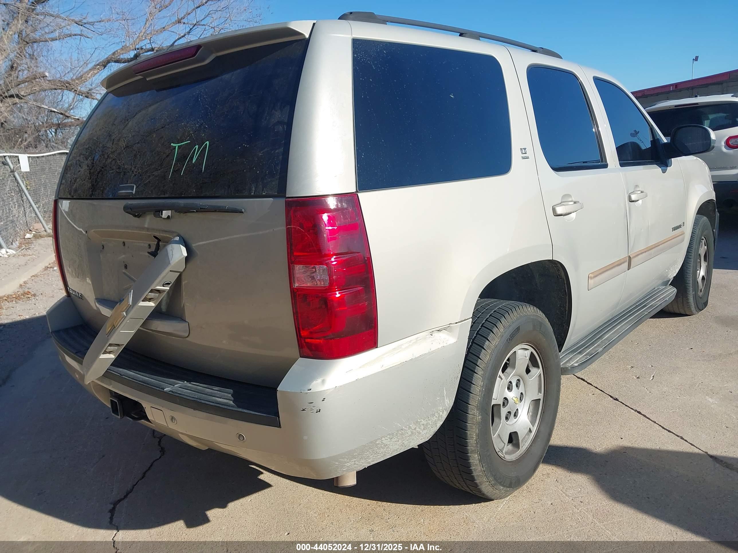 CHEVROLET TAHOE image 4