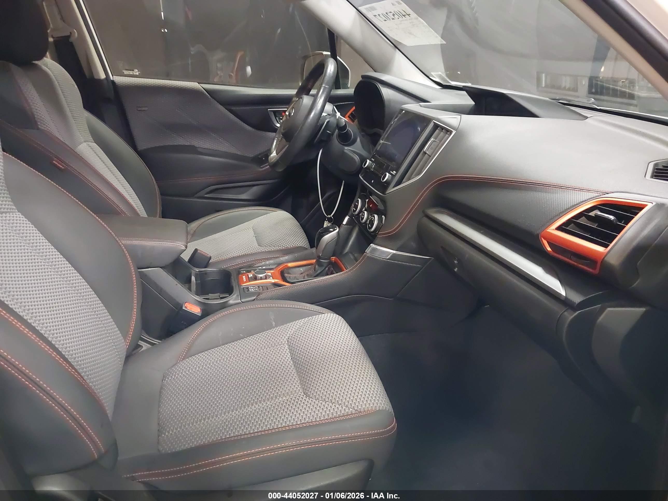 SUBARU FORESTER image 5