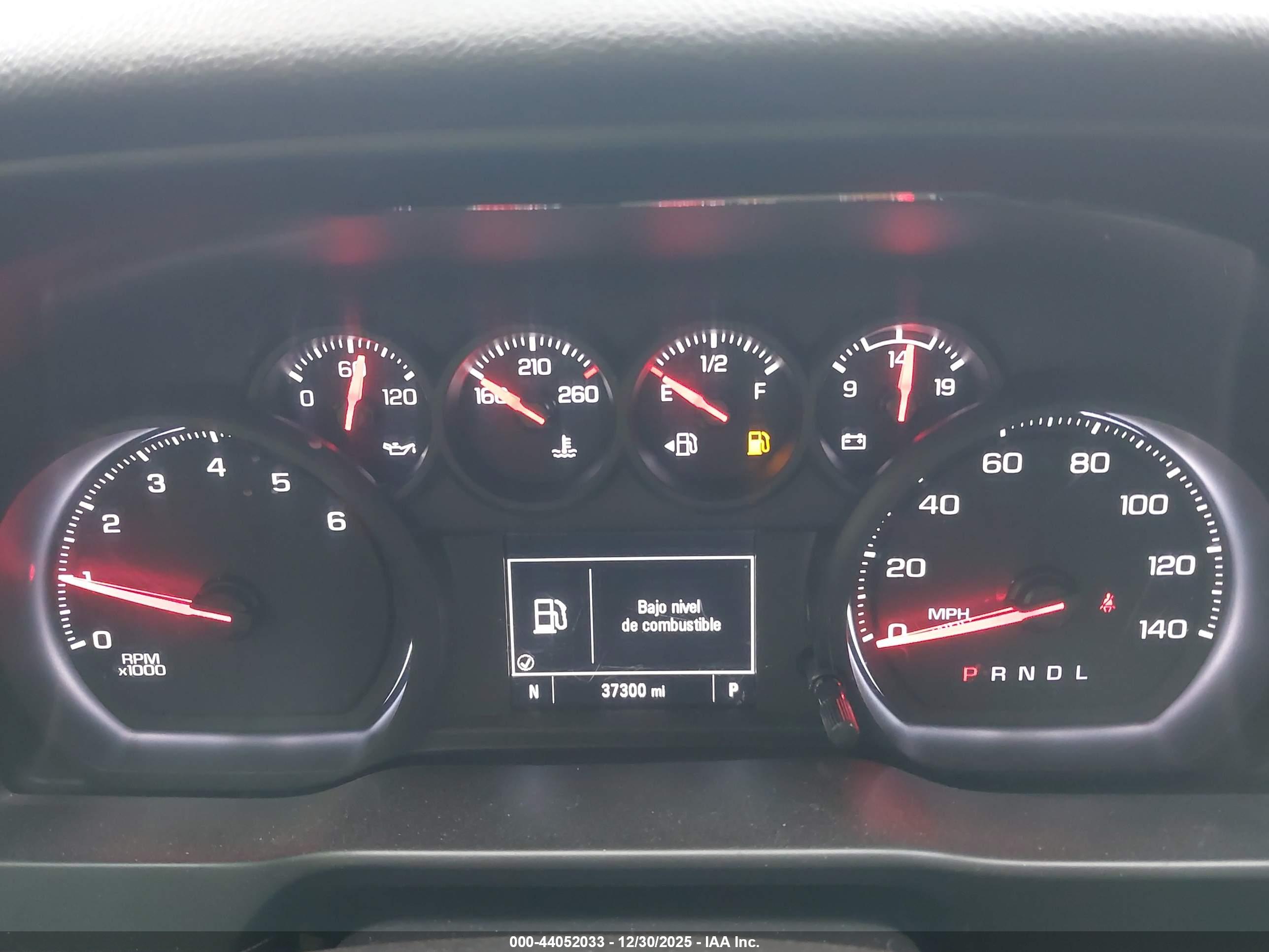 CHEVROLET SILVERADO image 7