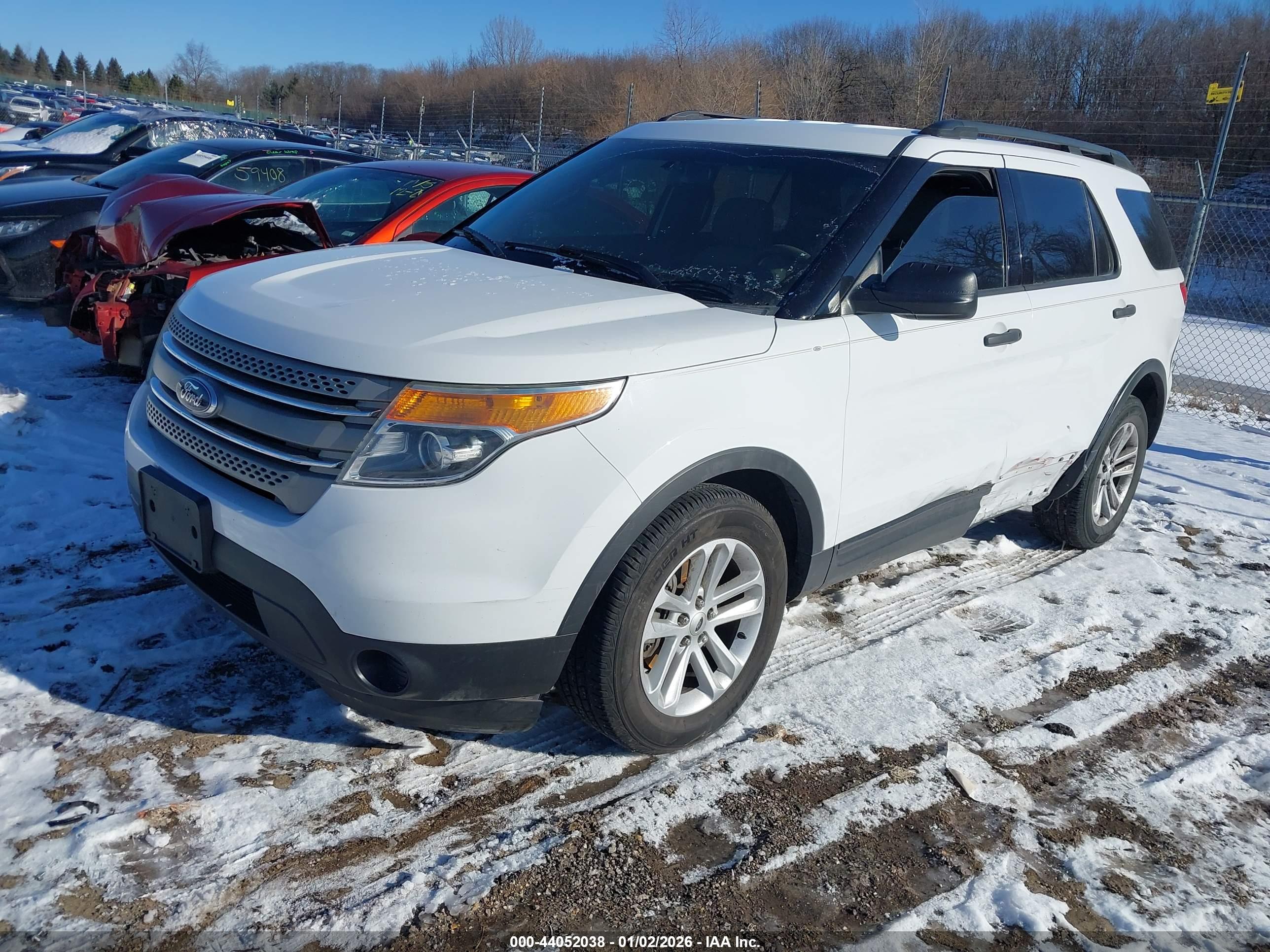 FORD EXPLORER image 2