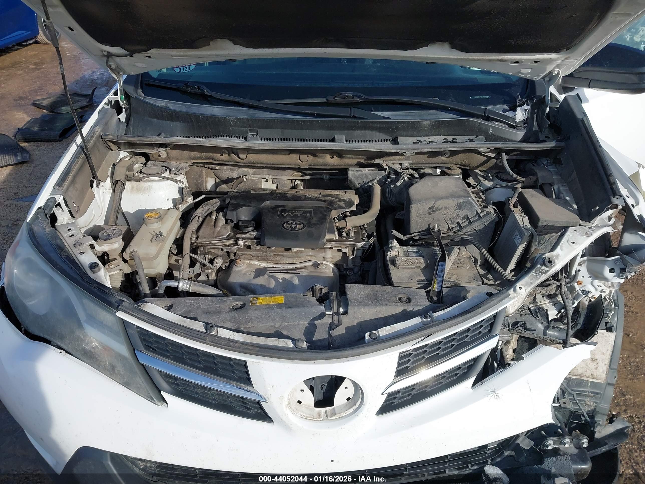 TOYOTA RAV4 image 10