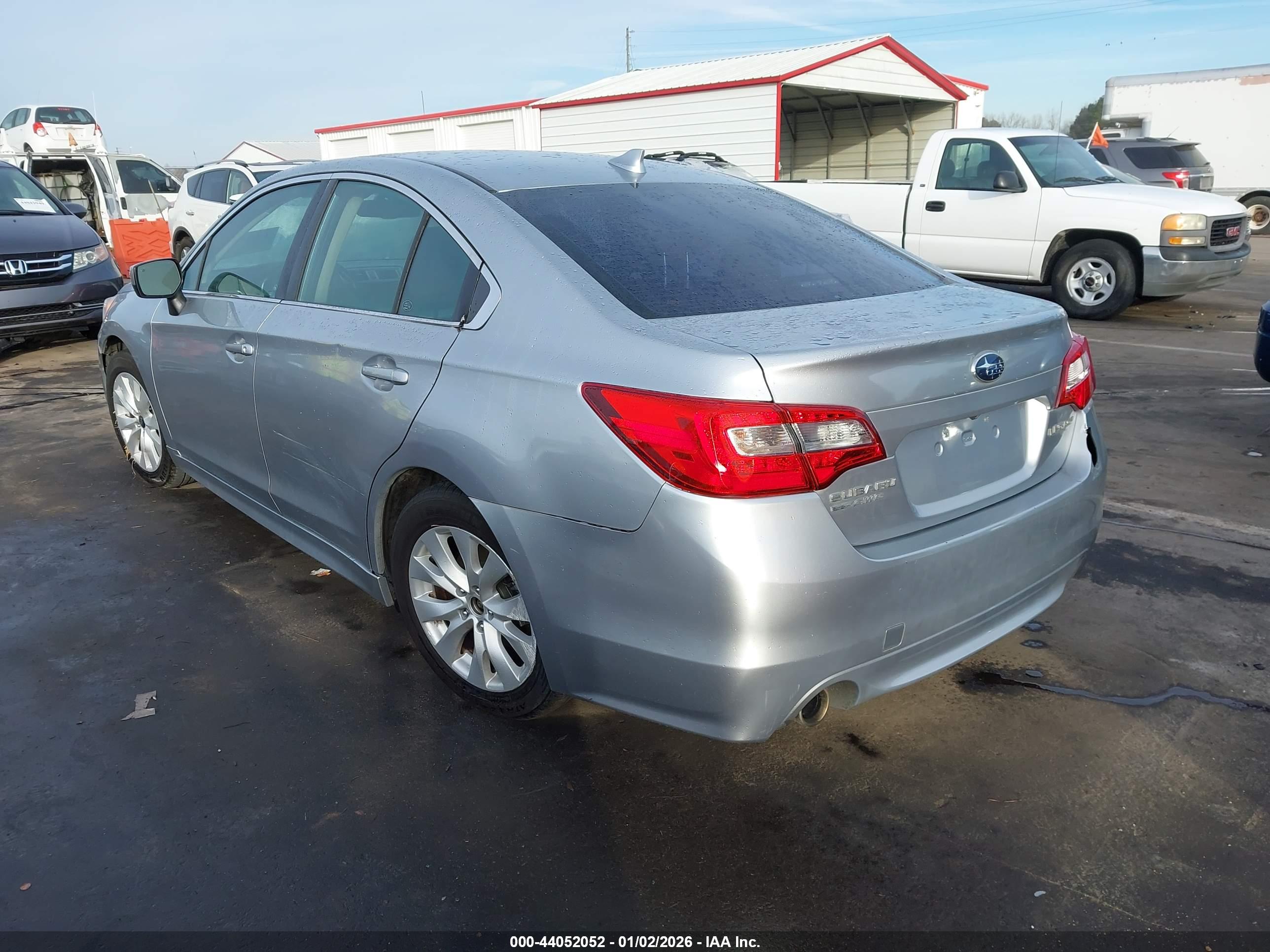 SUBARU LEGACY image 3