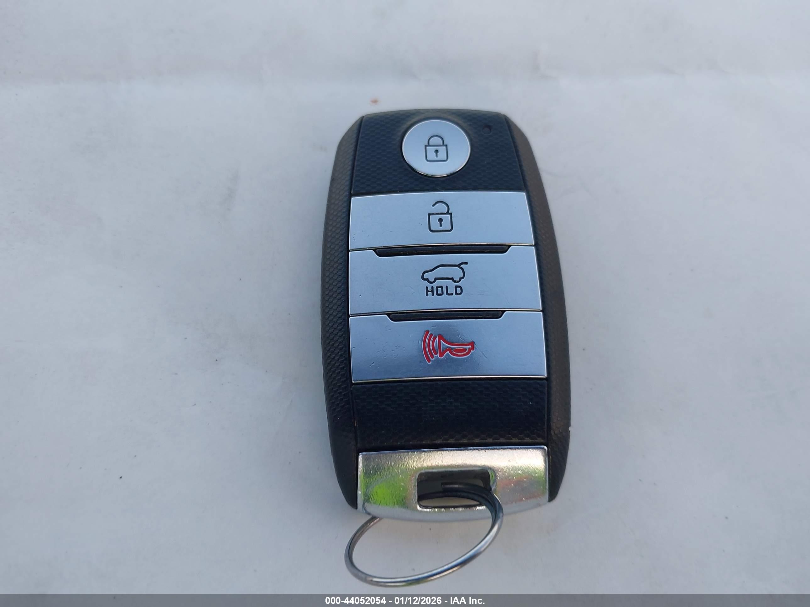 KIA NIRO image 11