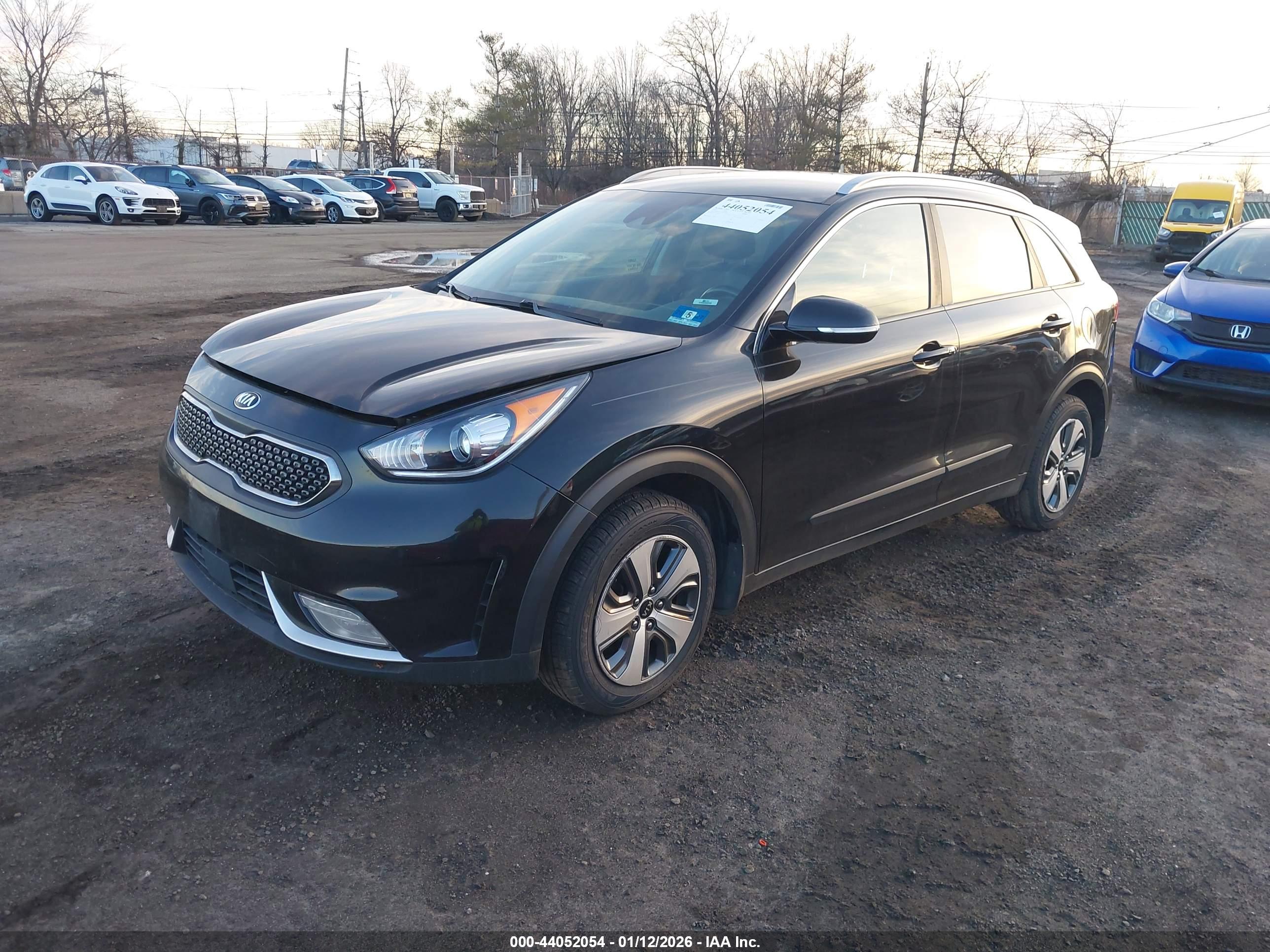 KIA NIRO image 2
