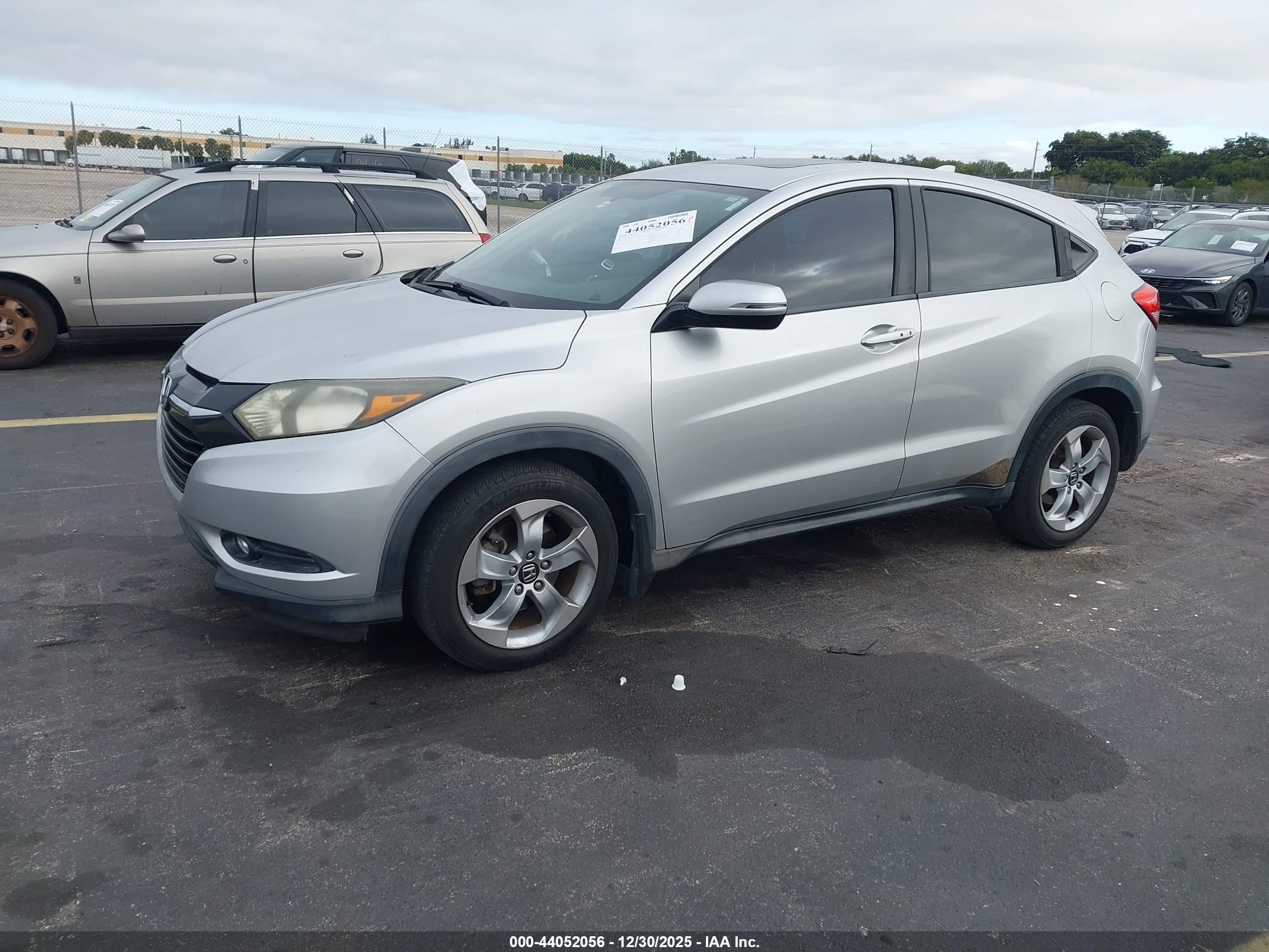 HONDA HR-V image 2