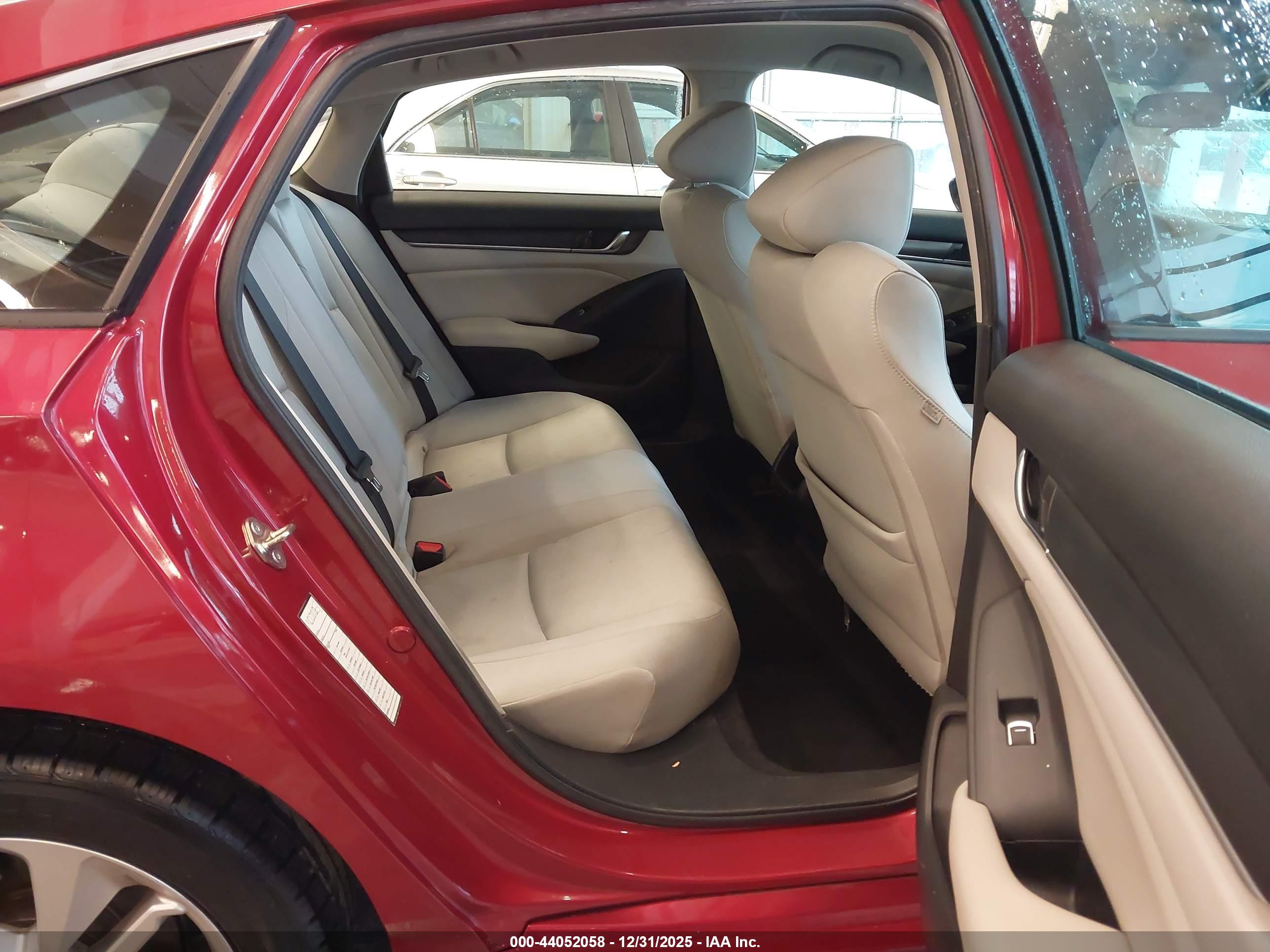 HONDA ACCORD image 8