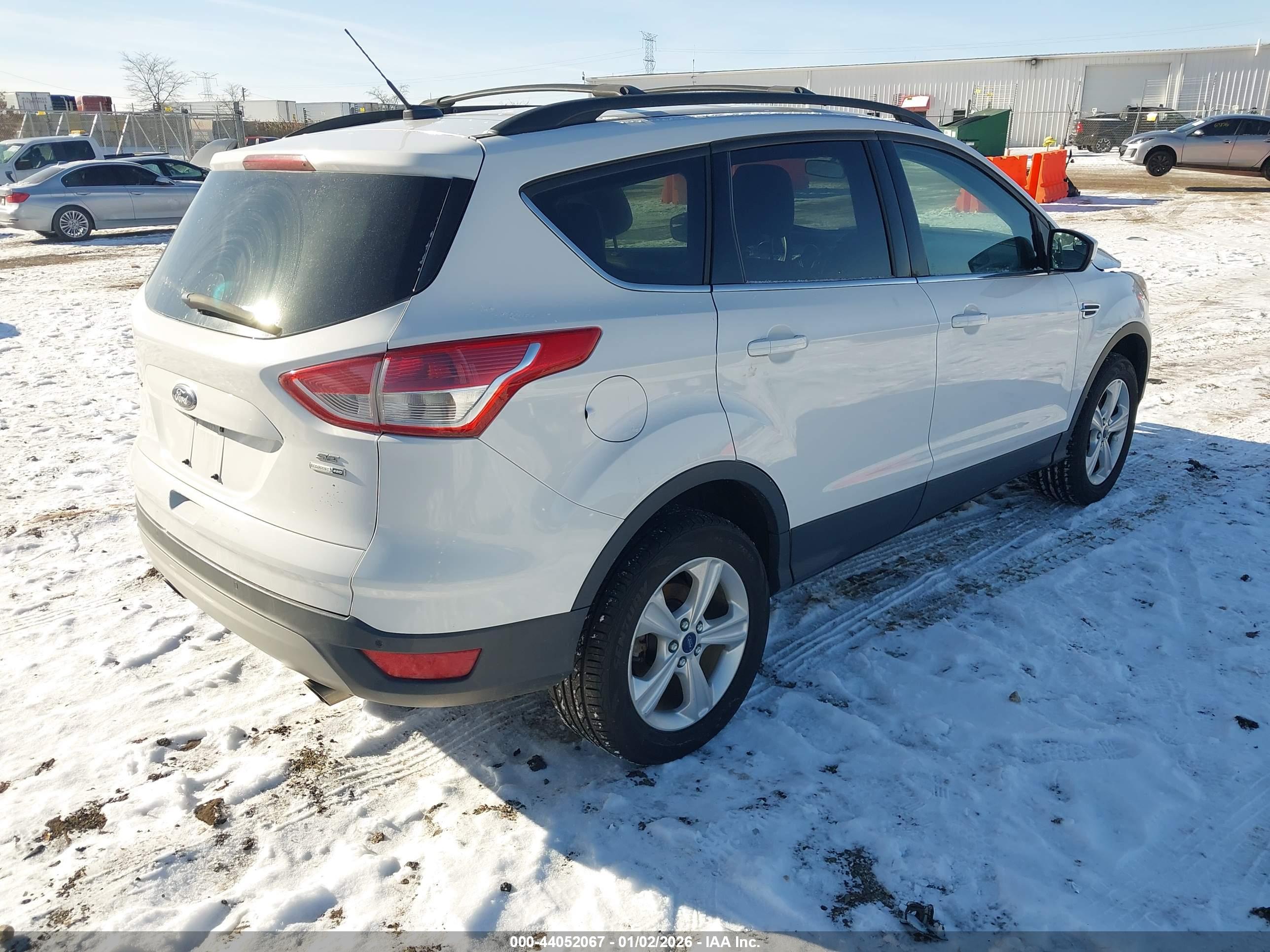 FORD ESCAPE image 4