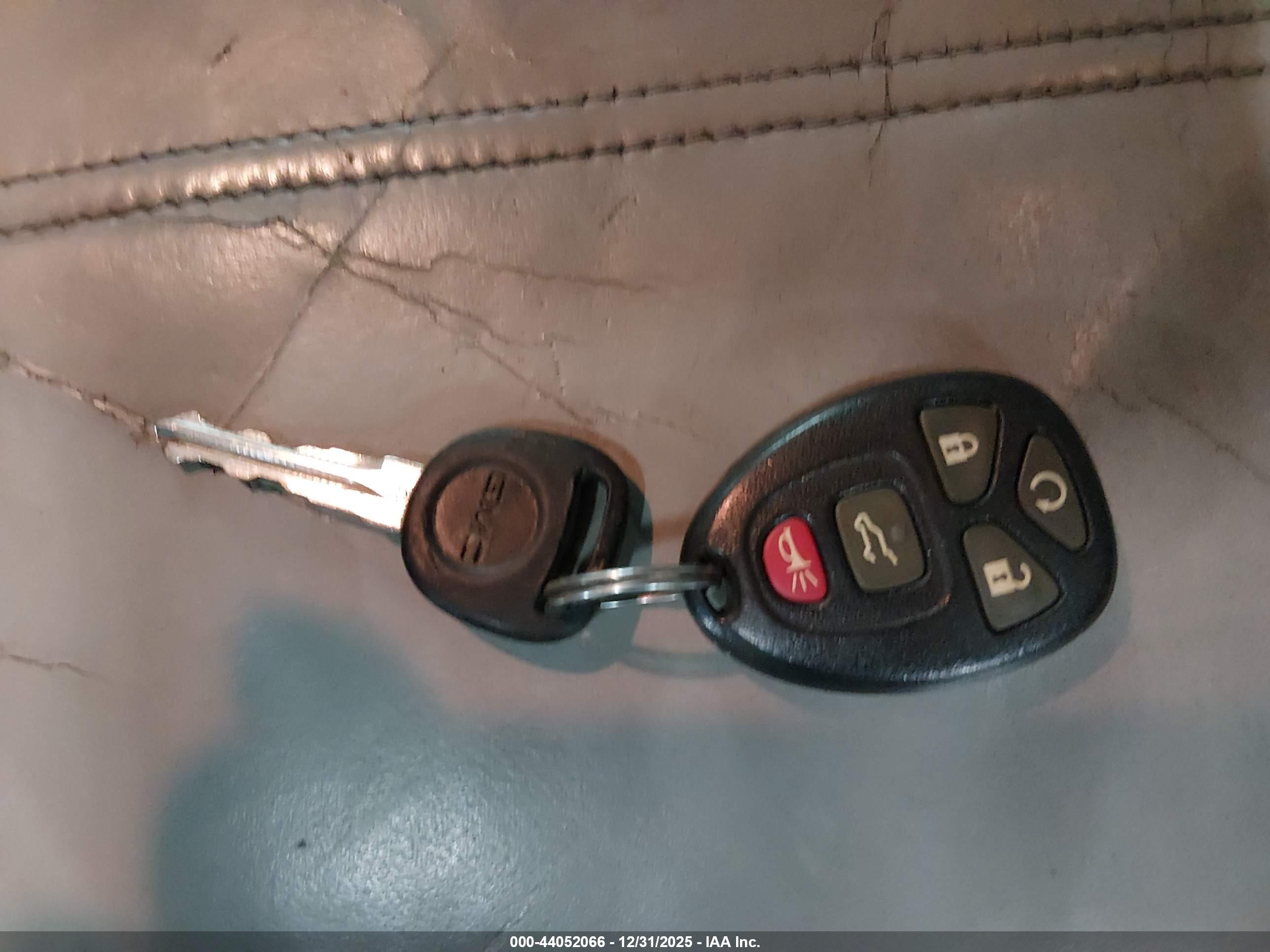GMC ACADIA image 11