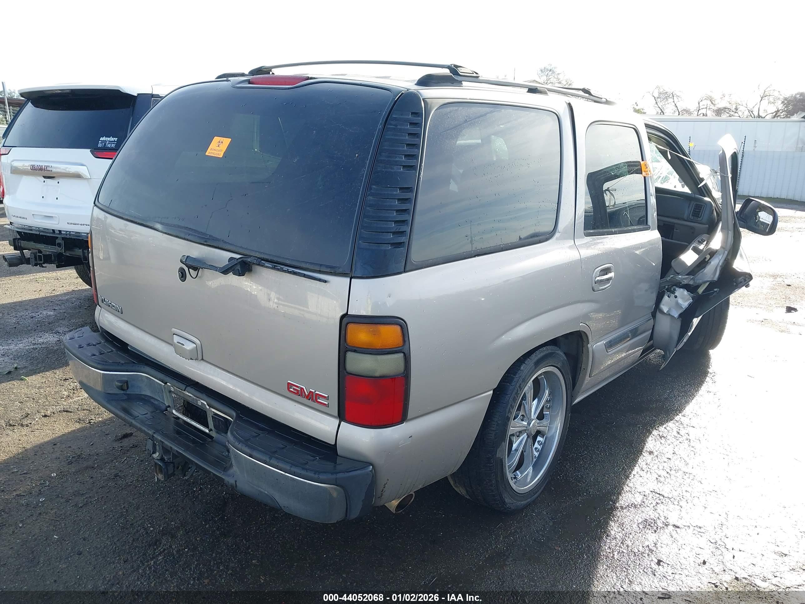 GMC YUKON image 4