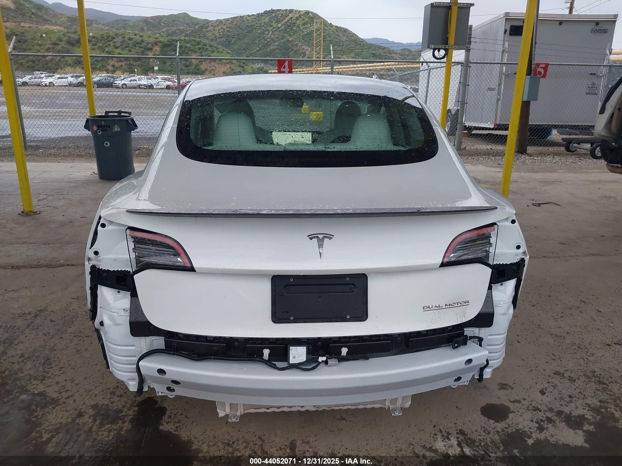 TESLA MODEL image 6