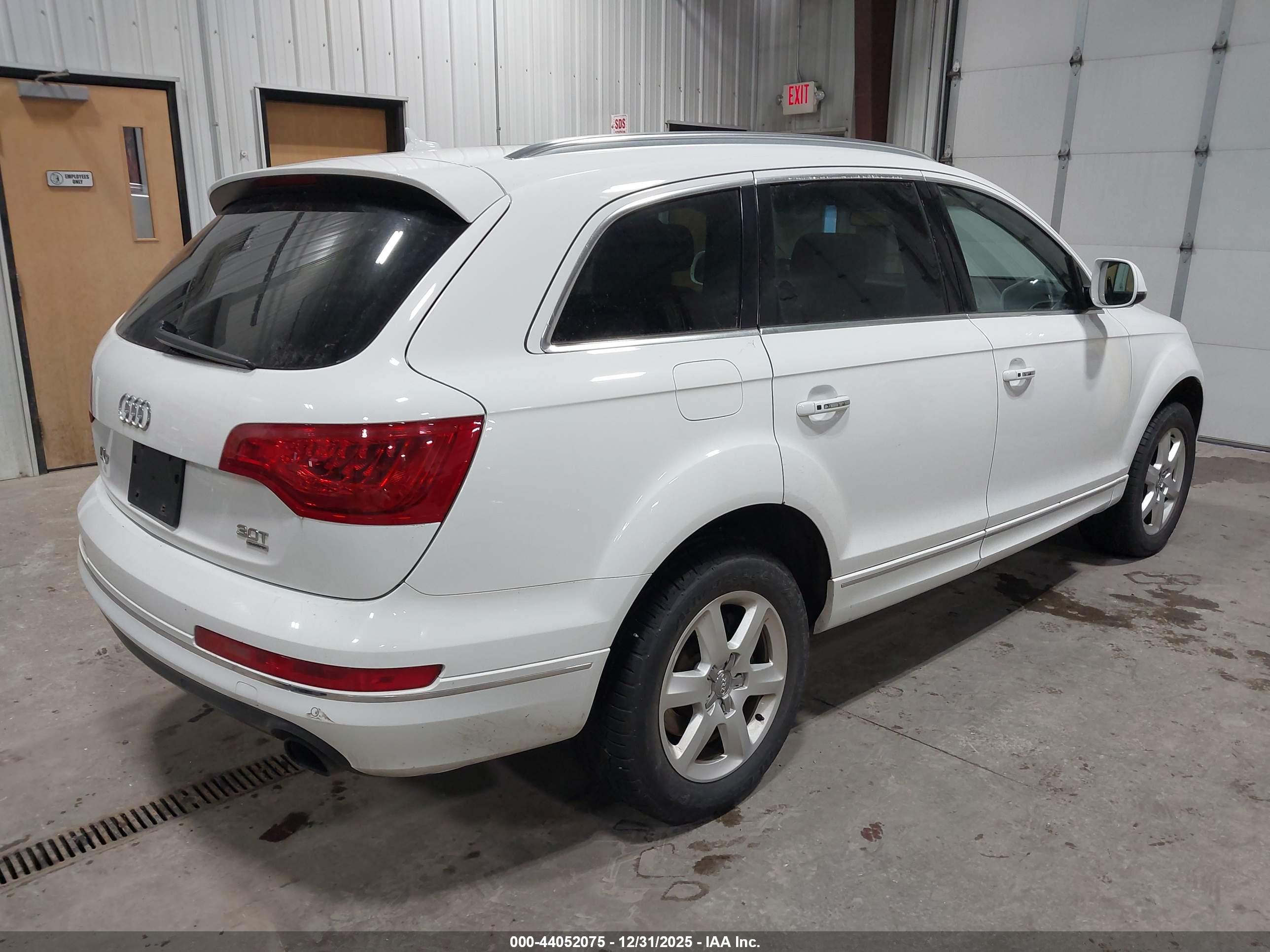 AUDI Q7 image 4