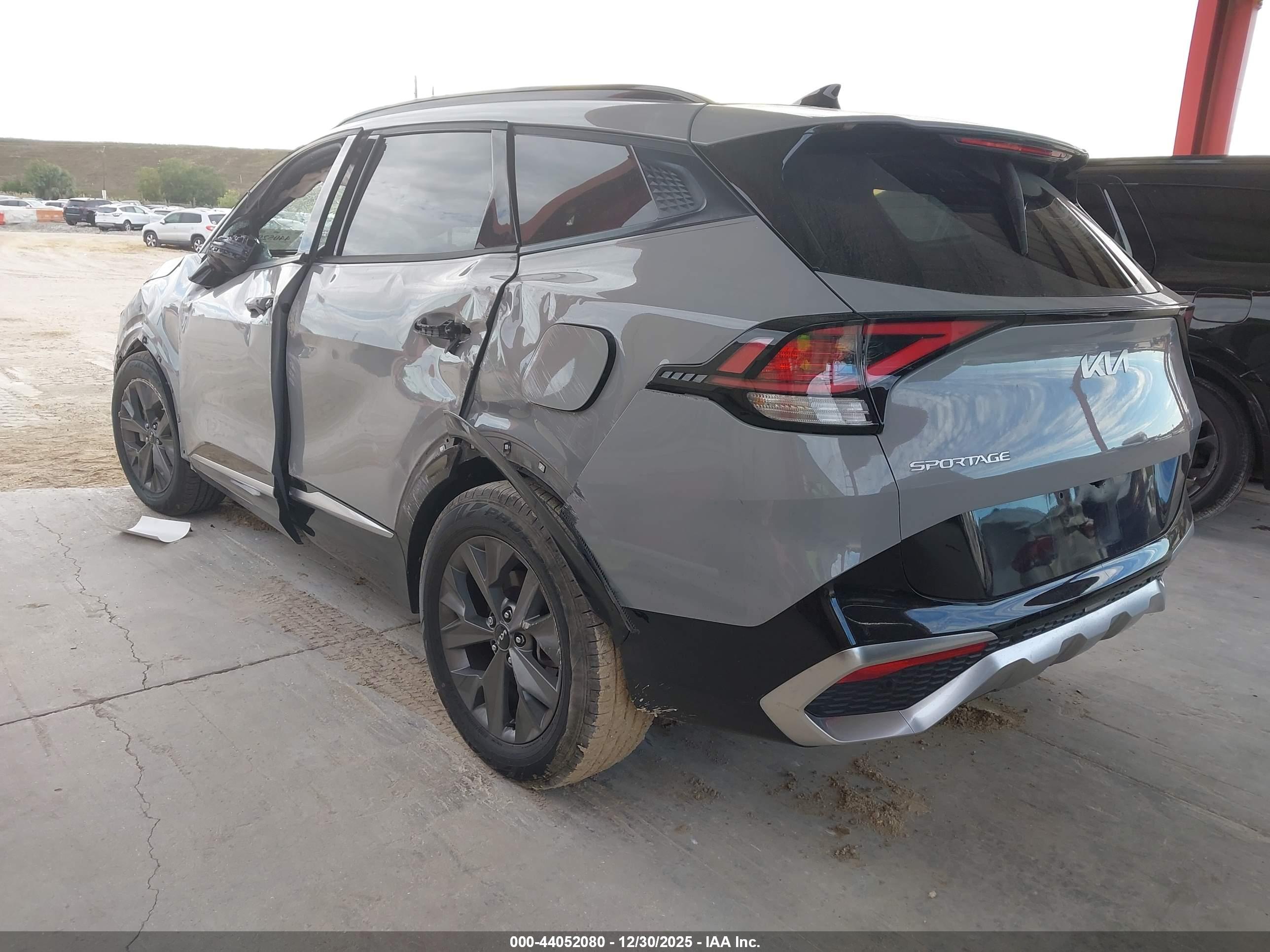 KIA SPORTAGE image 3