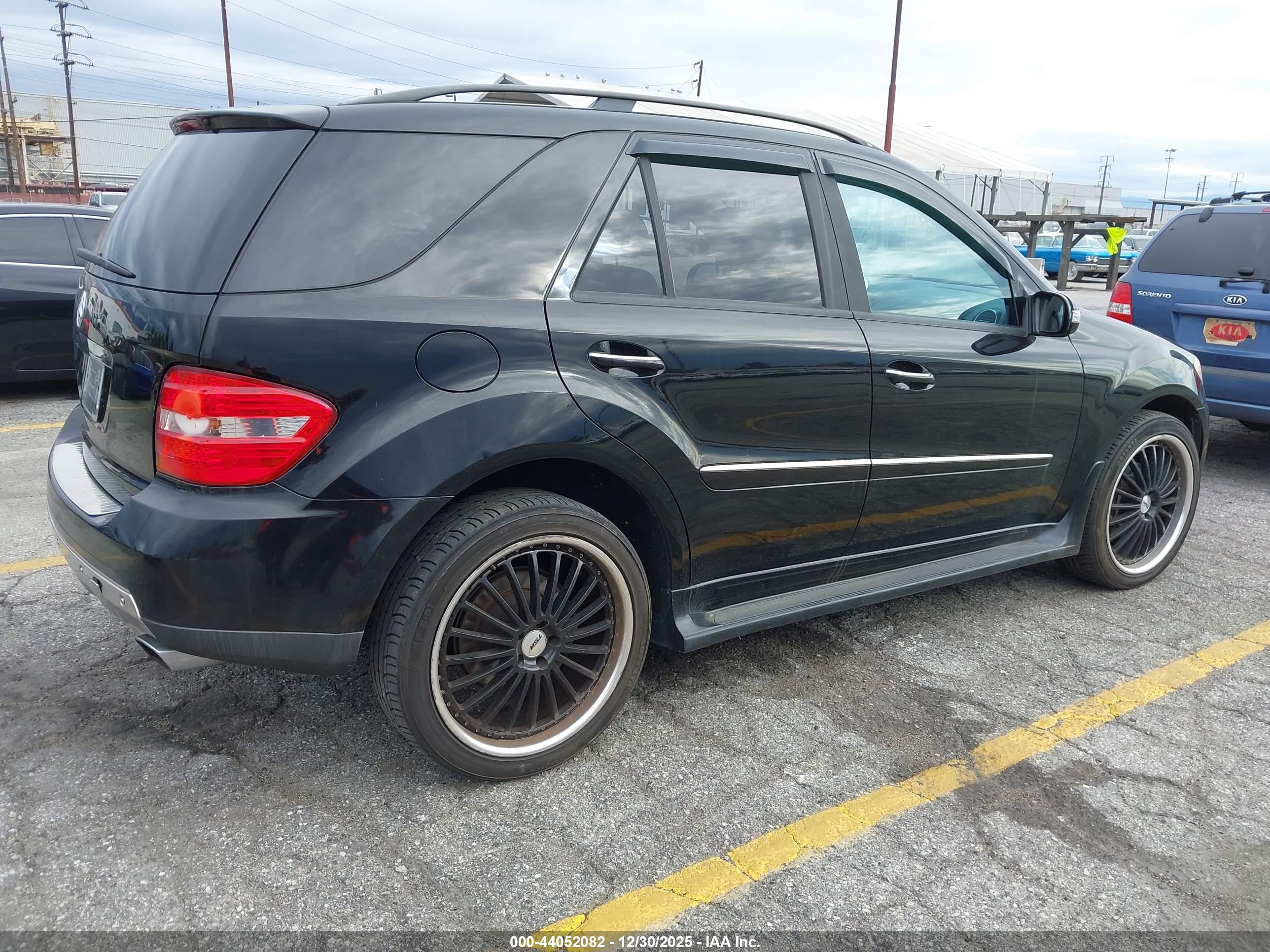 MERCEDES-BENZ ML image 4