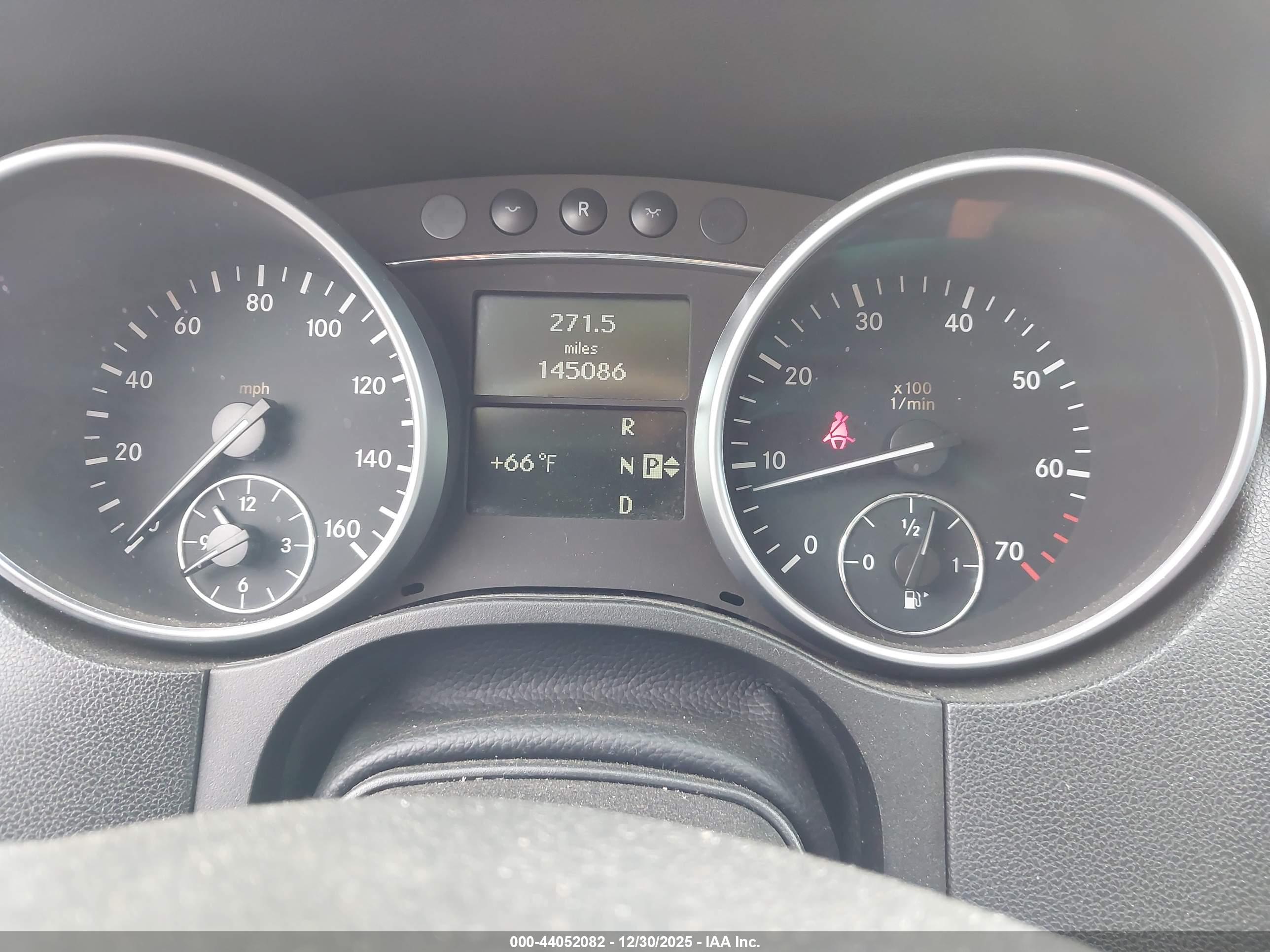 MERCEDES-BENZ ML image 7