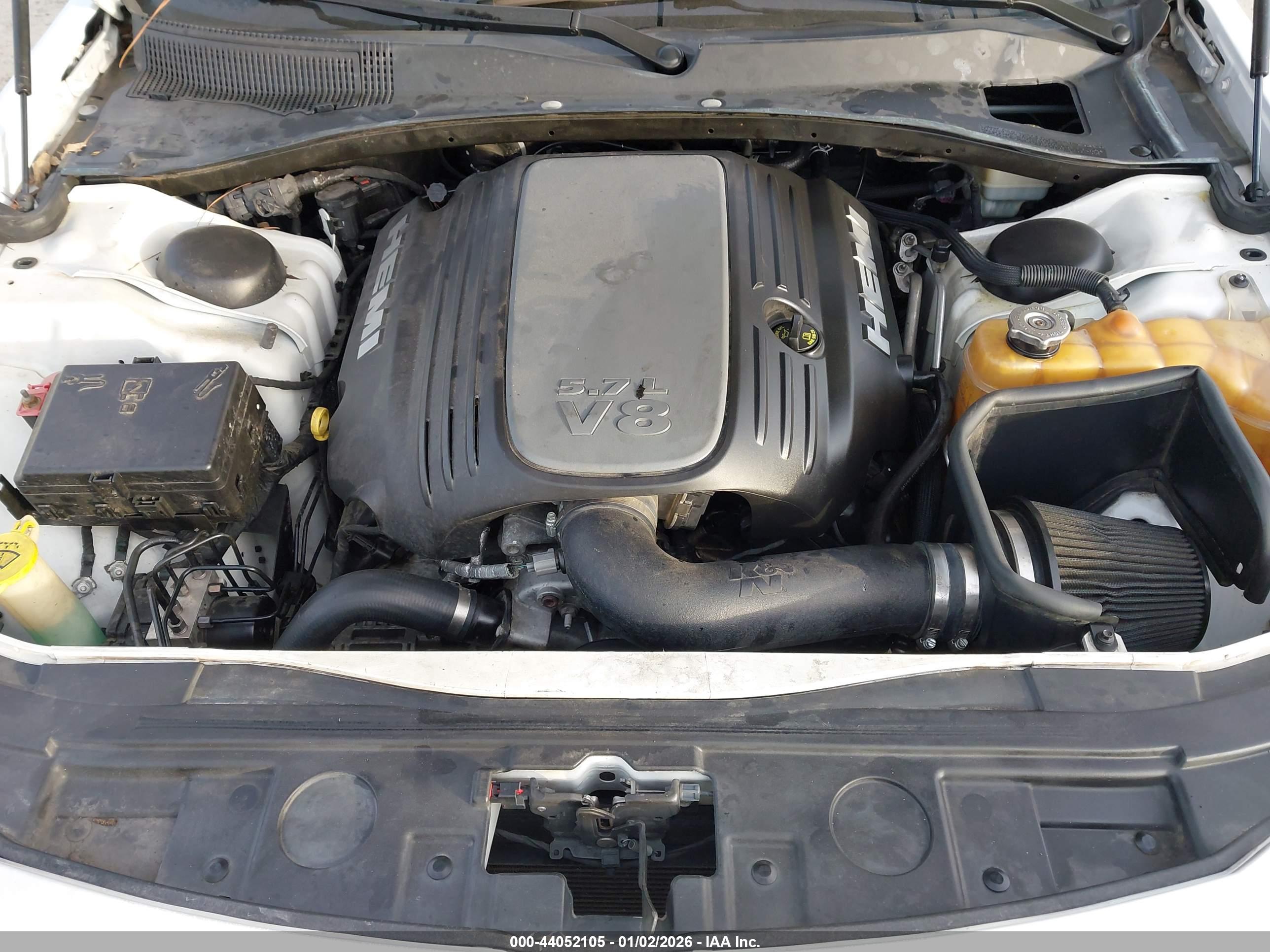 CHRYSLER 300C image 10