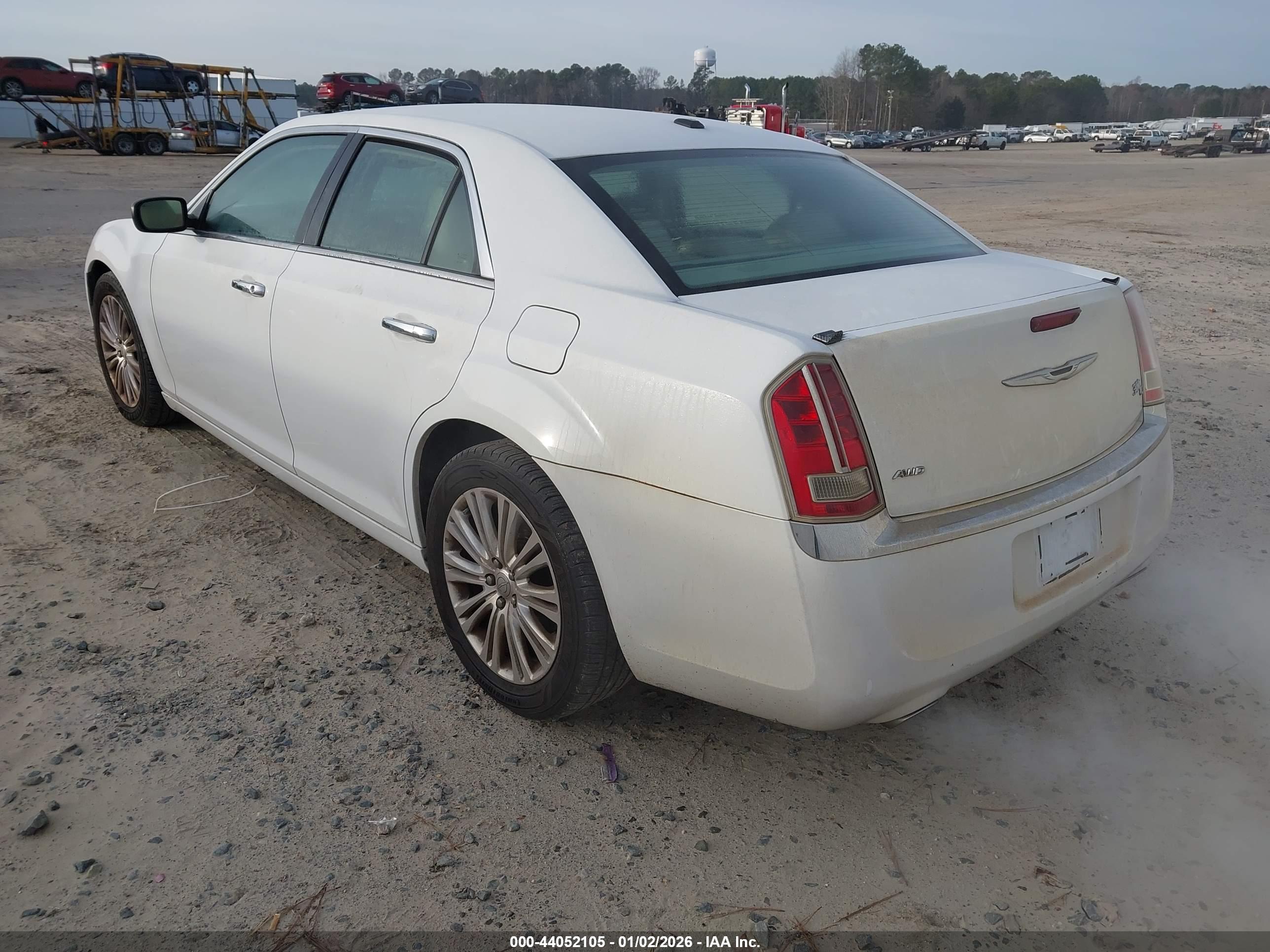 CHRYSLER 300C image 3