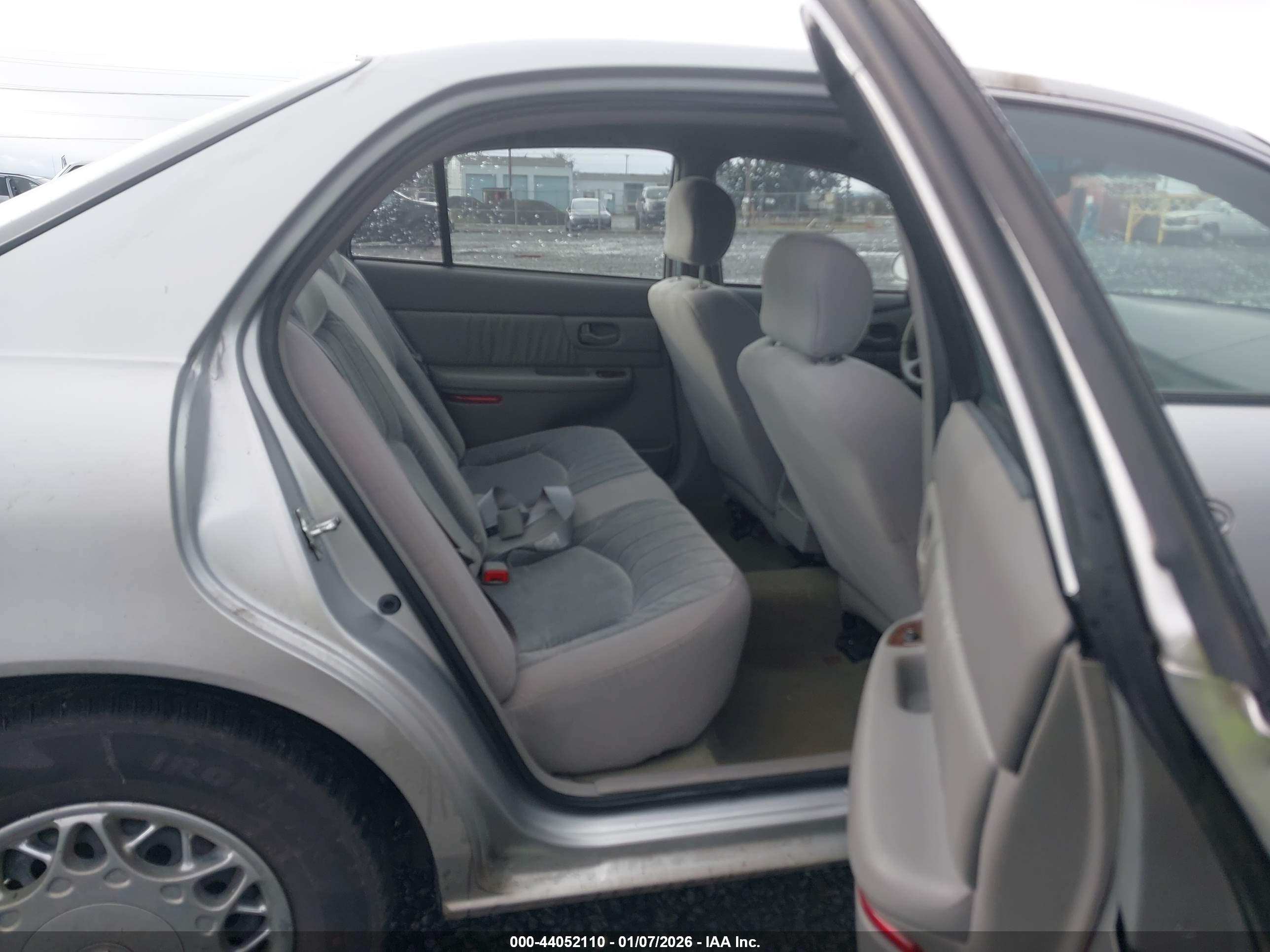 BUICK CENTURY image 8