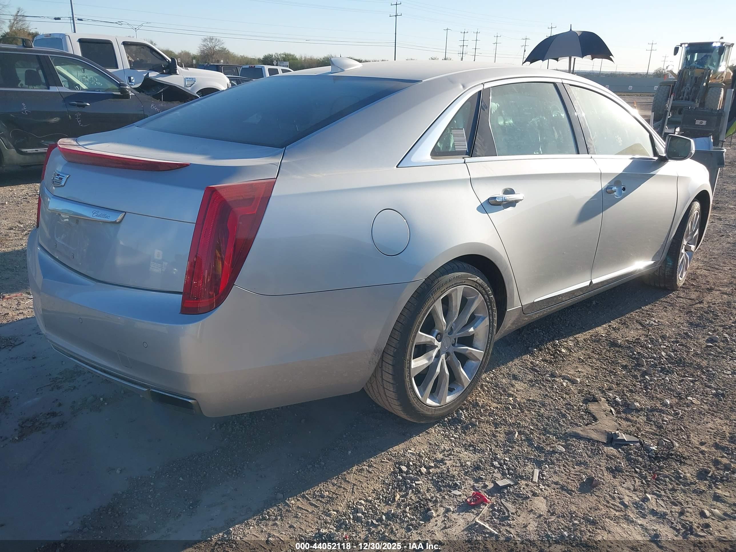 CADILLAC XTS image 4