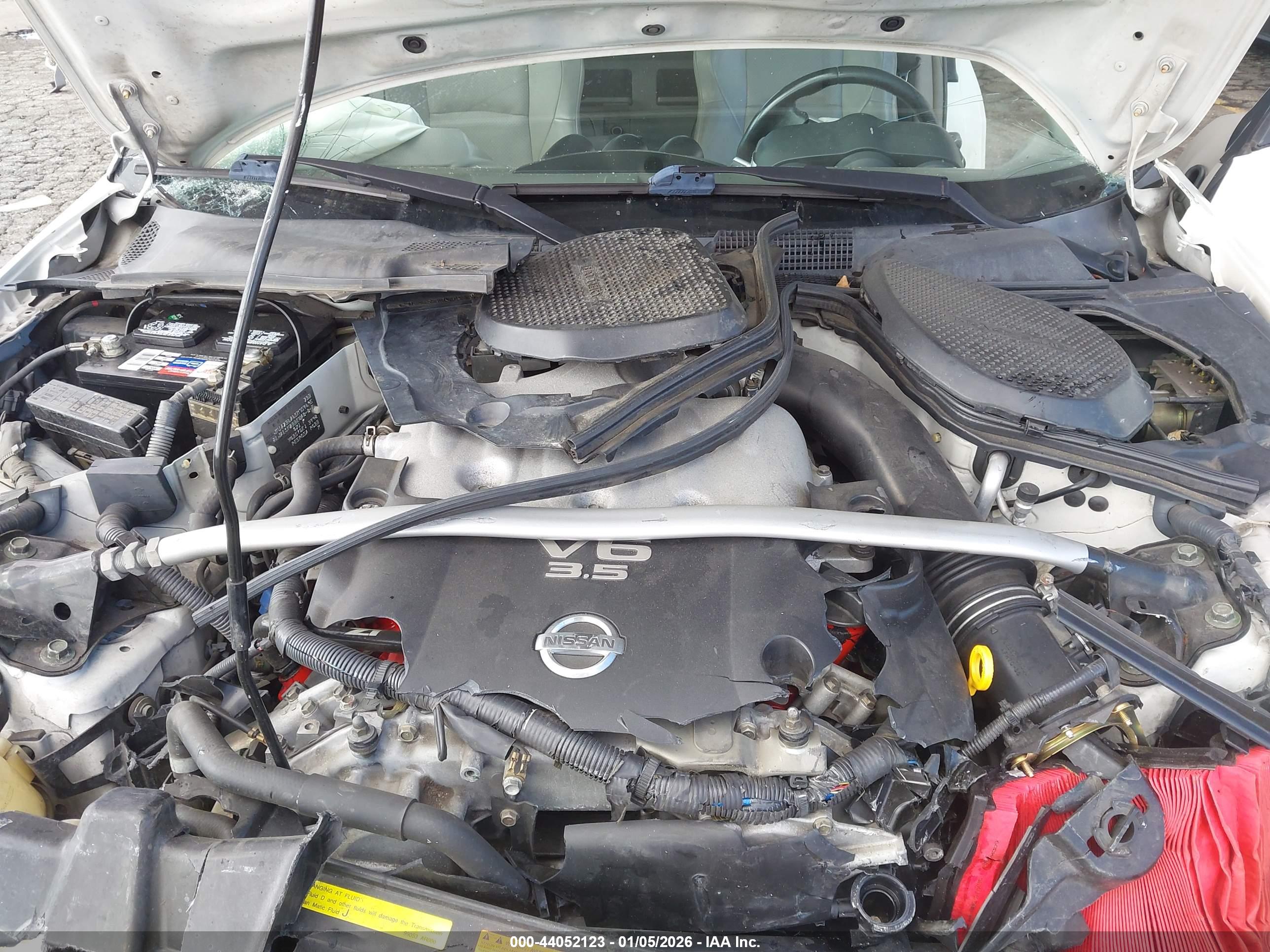 NISSAN 350Z image 10
