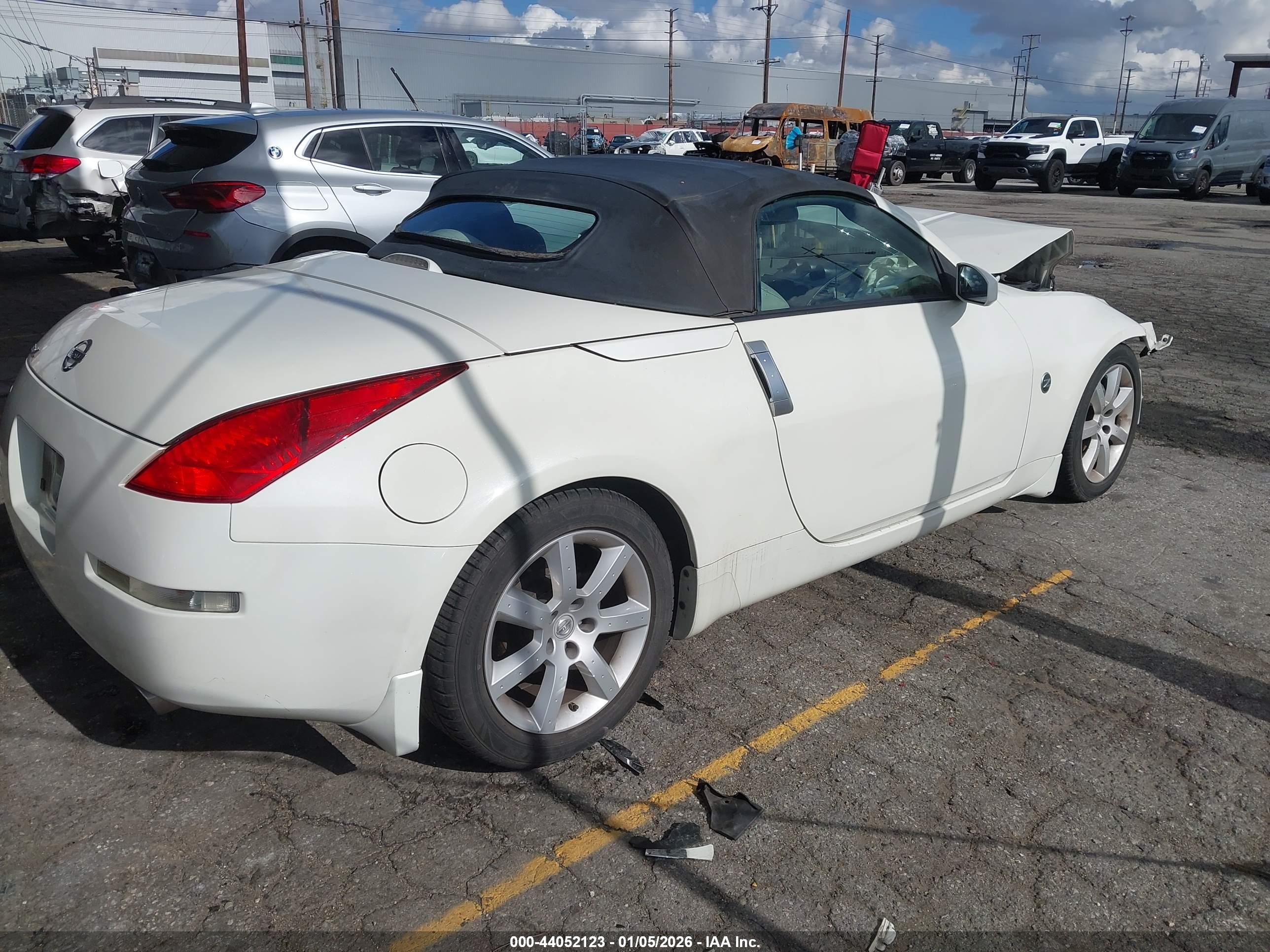 NISSAN 350Z image 4