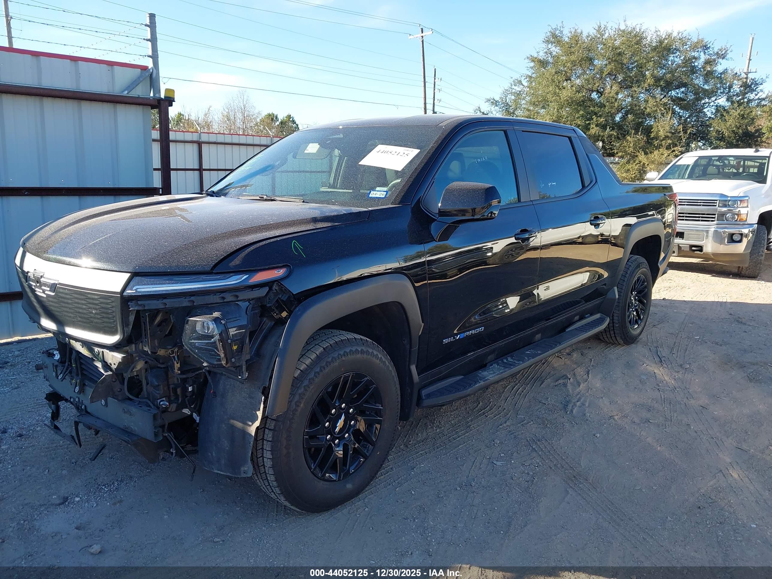 CHEVROLET SILVERADO image 2