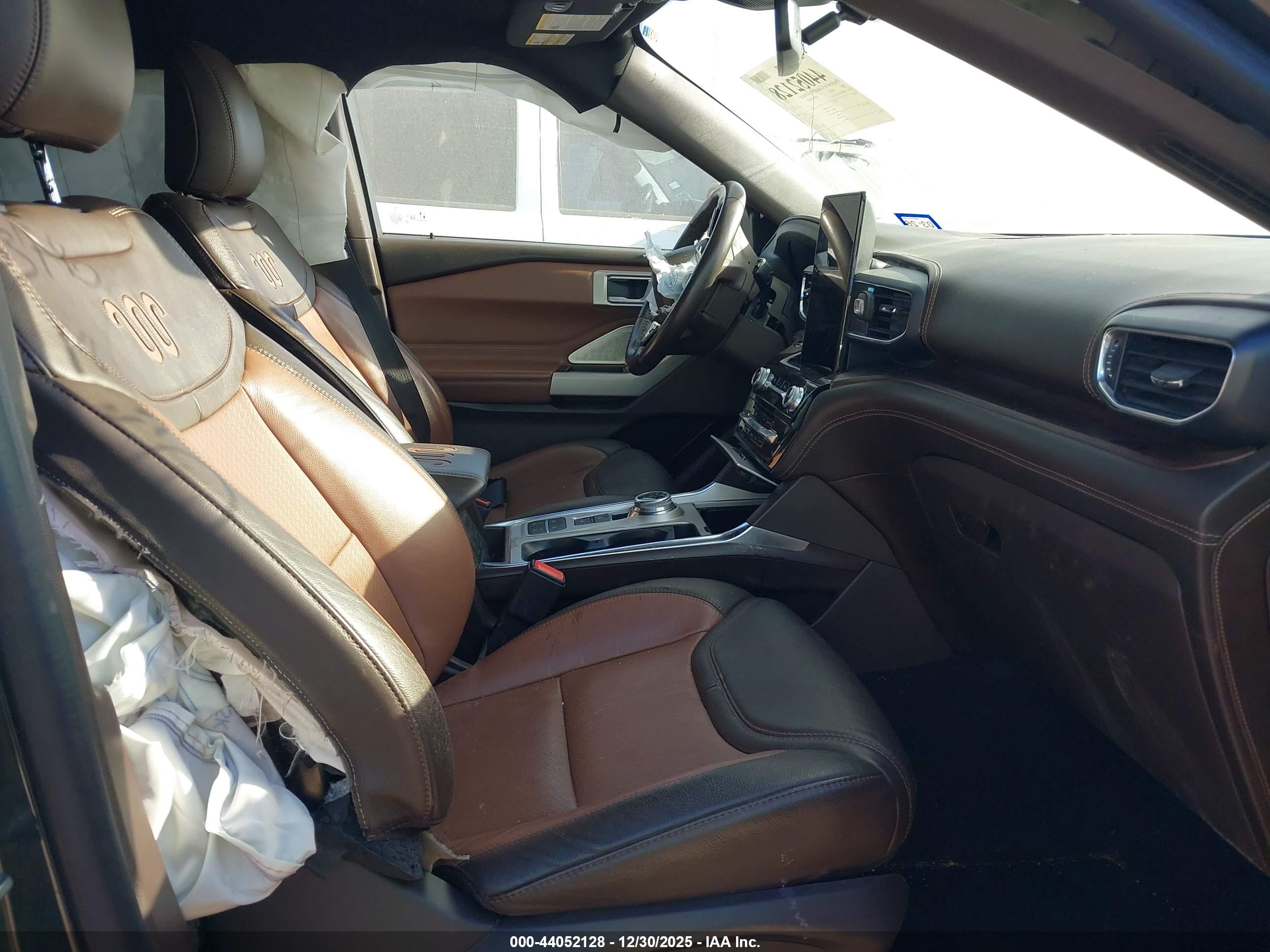 FORD EXPLORER image 5
