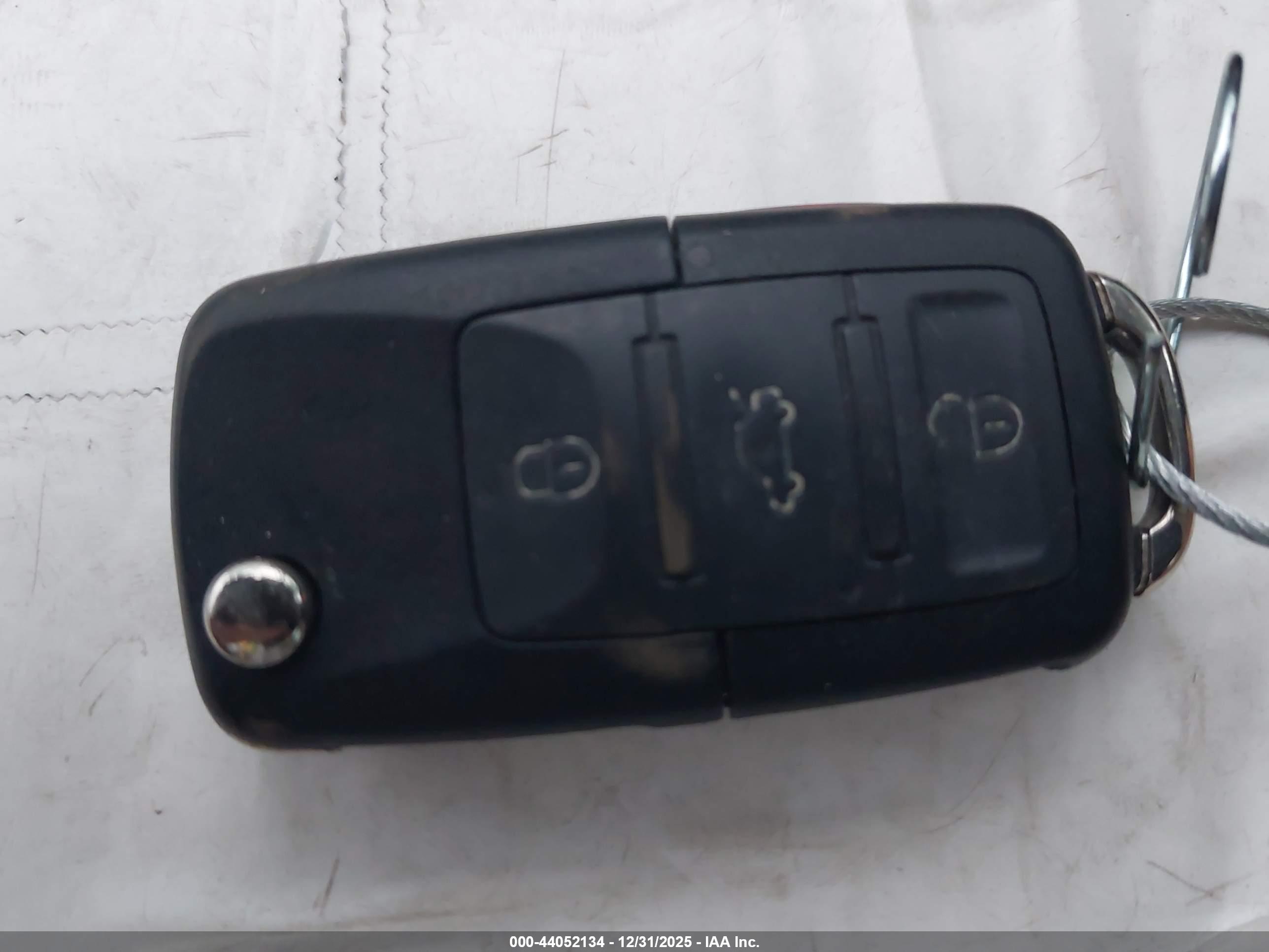 VOLKSWAGEN NEW image 11