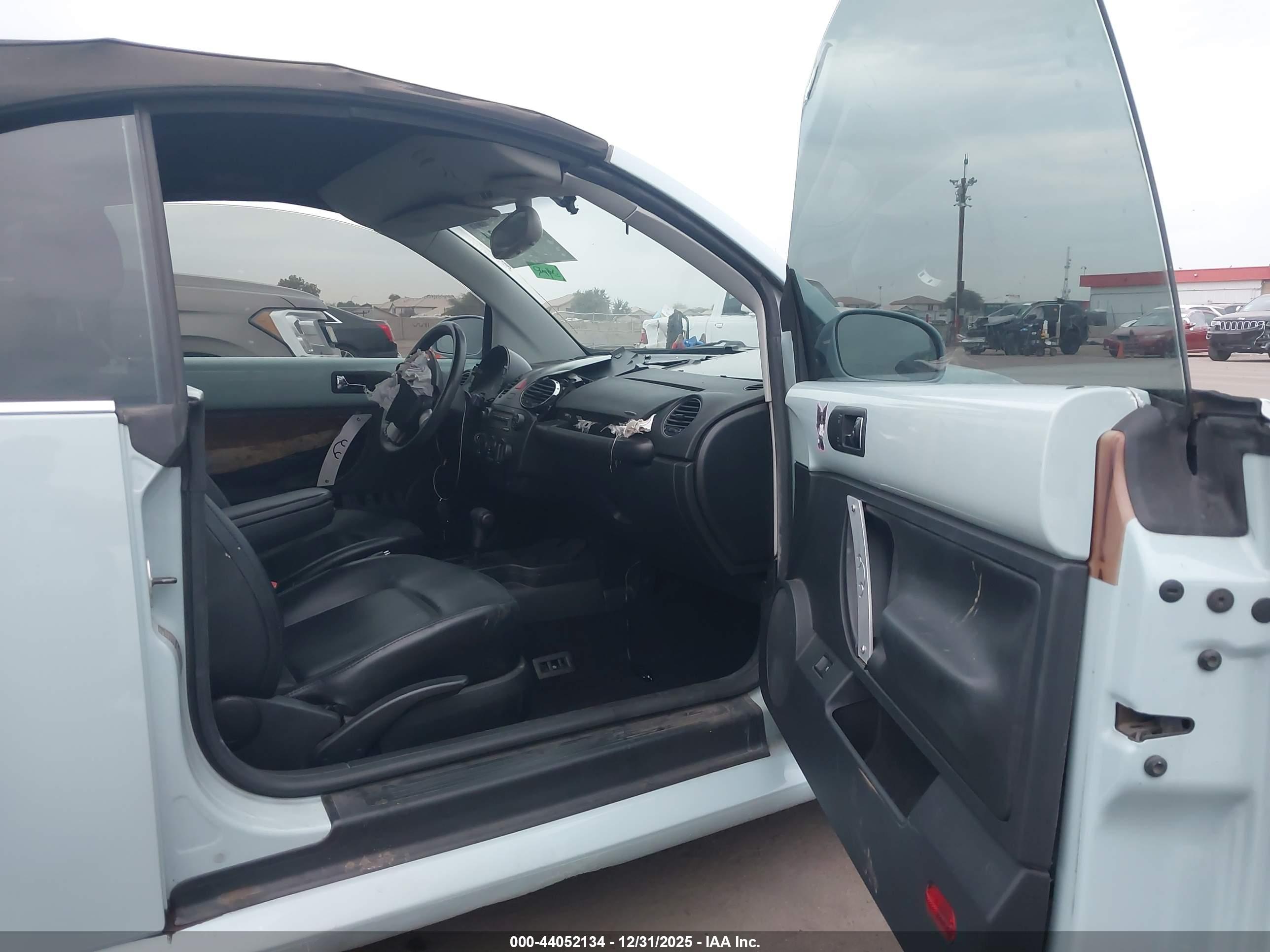 VOLKSWAGEN NEW image 5