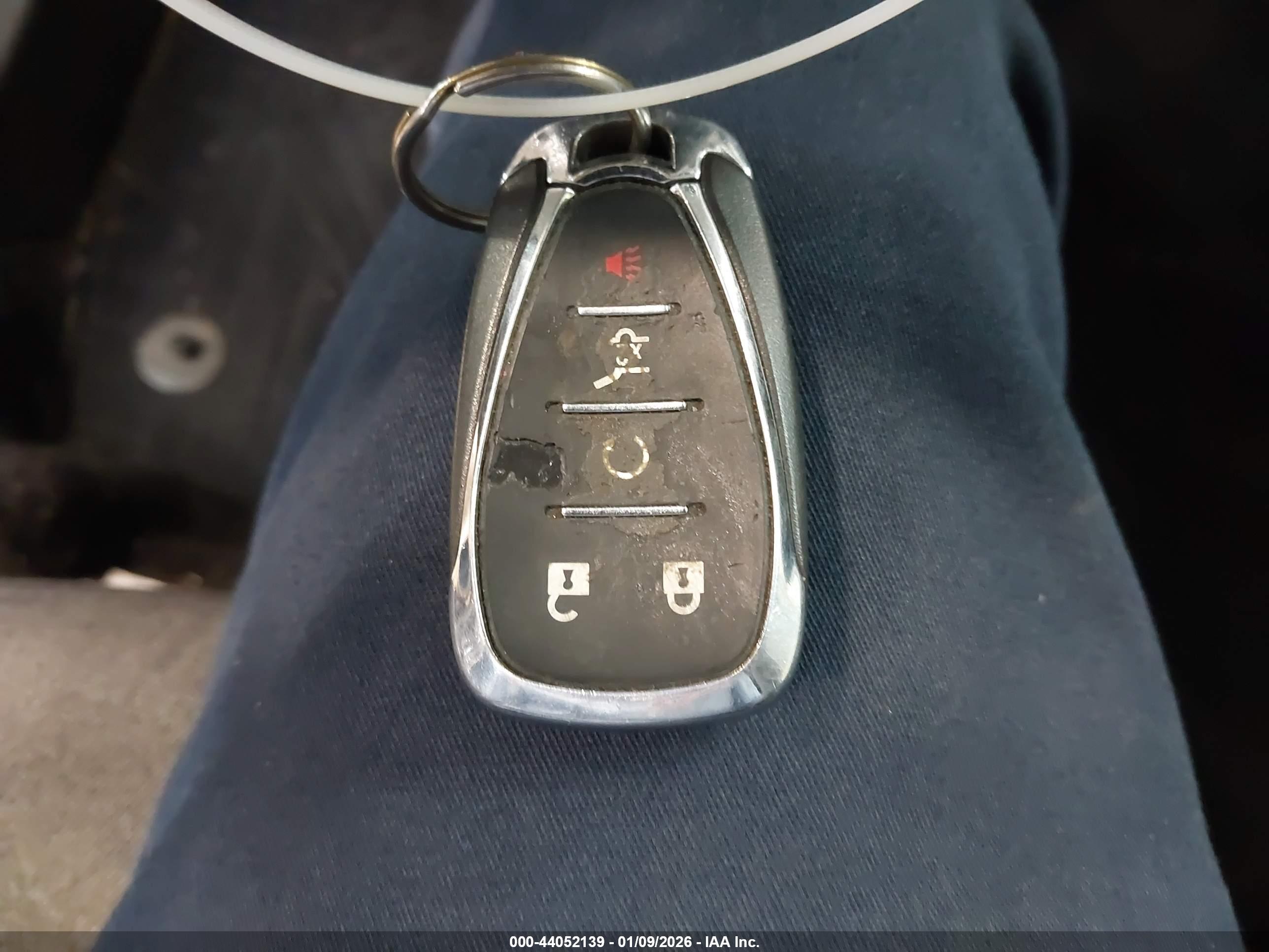 CHEVROLET EQUINOX image 11