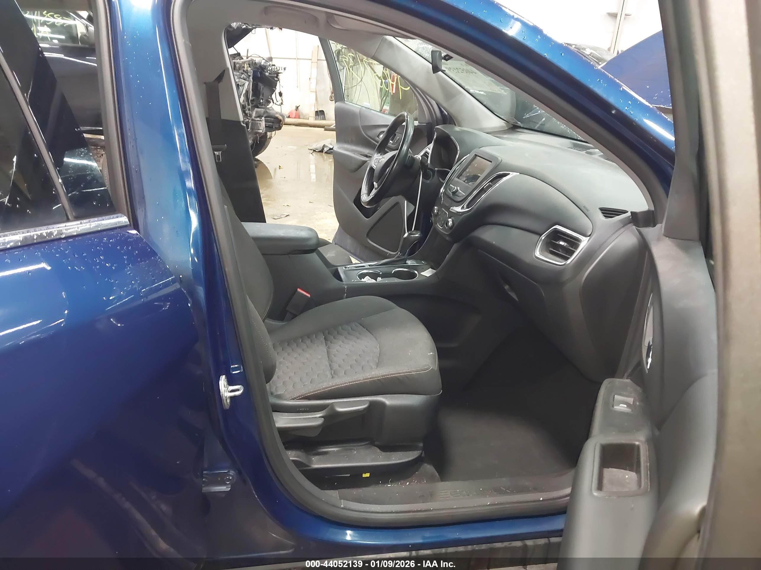 CHEVROLET EQUINOX image 5