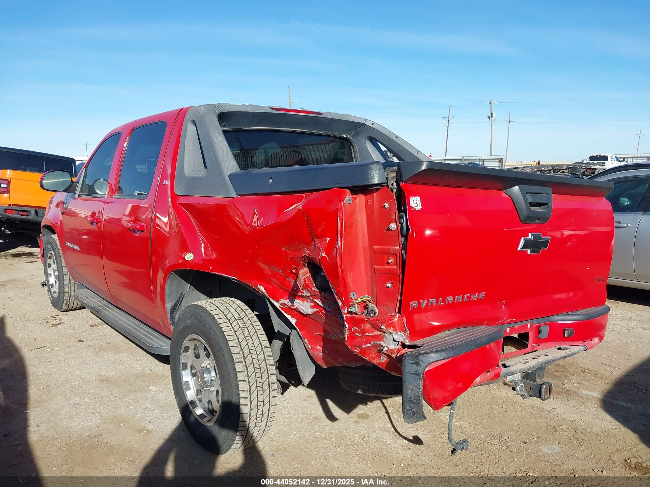 CHEVROLET AVALANCHE image 3