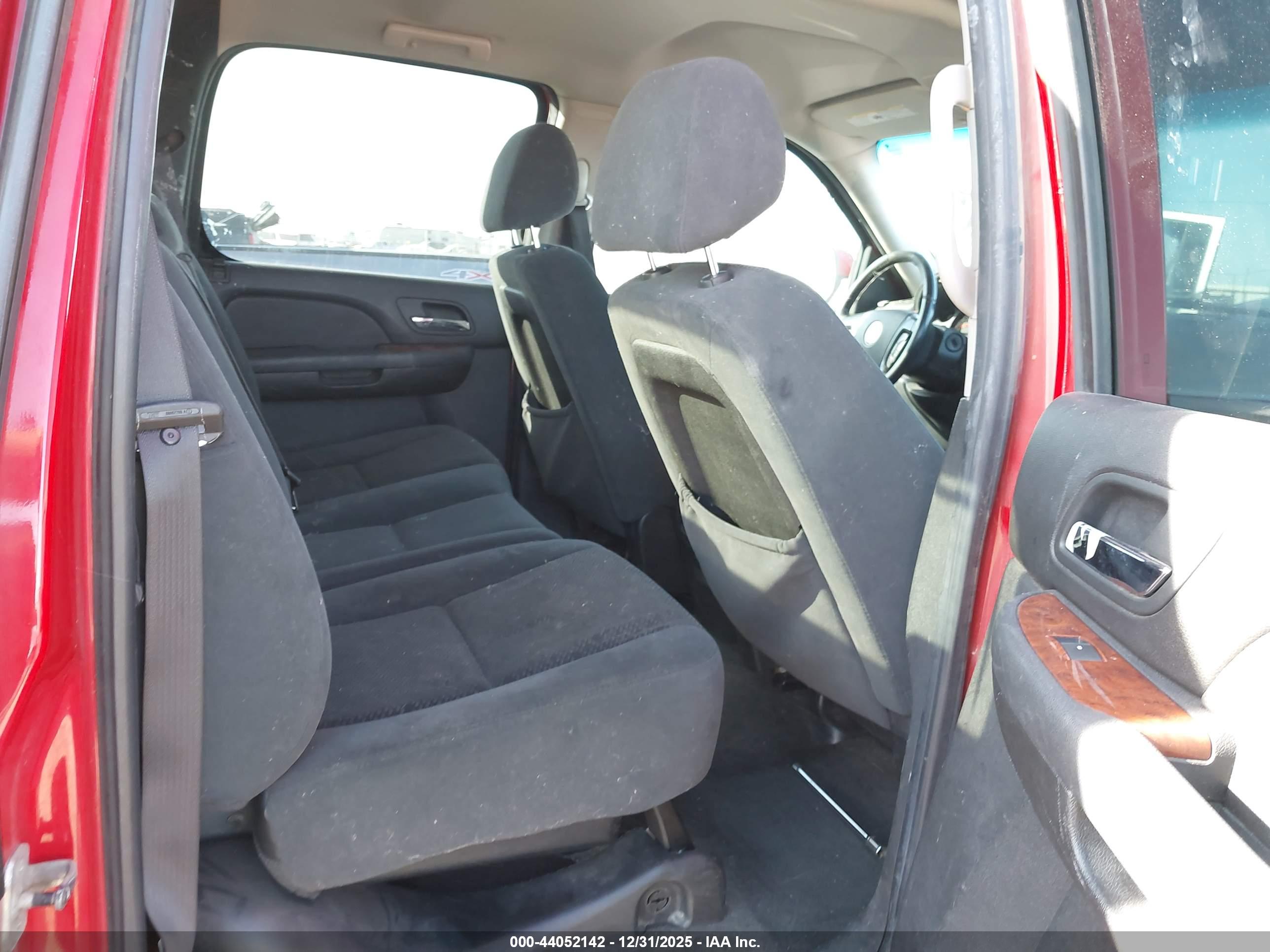 CHEVROLET AVALANCHE image 8
