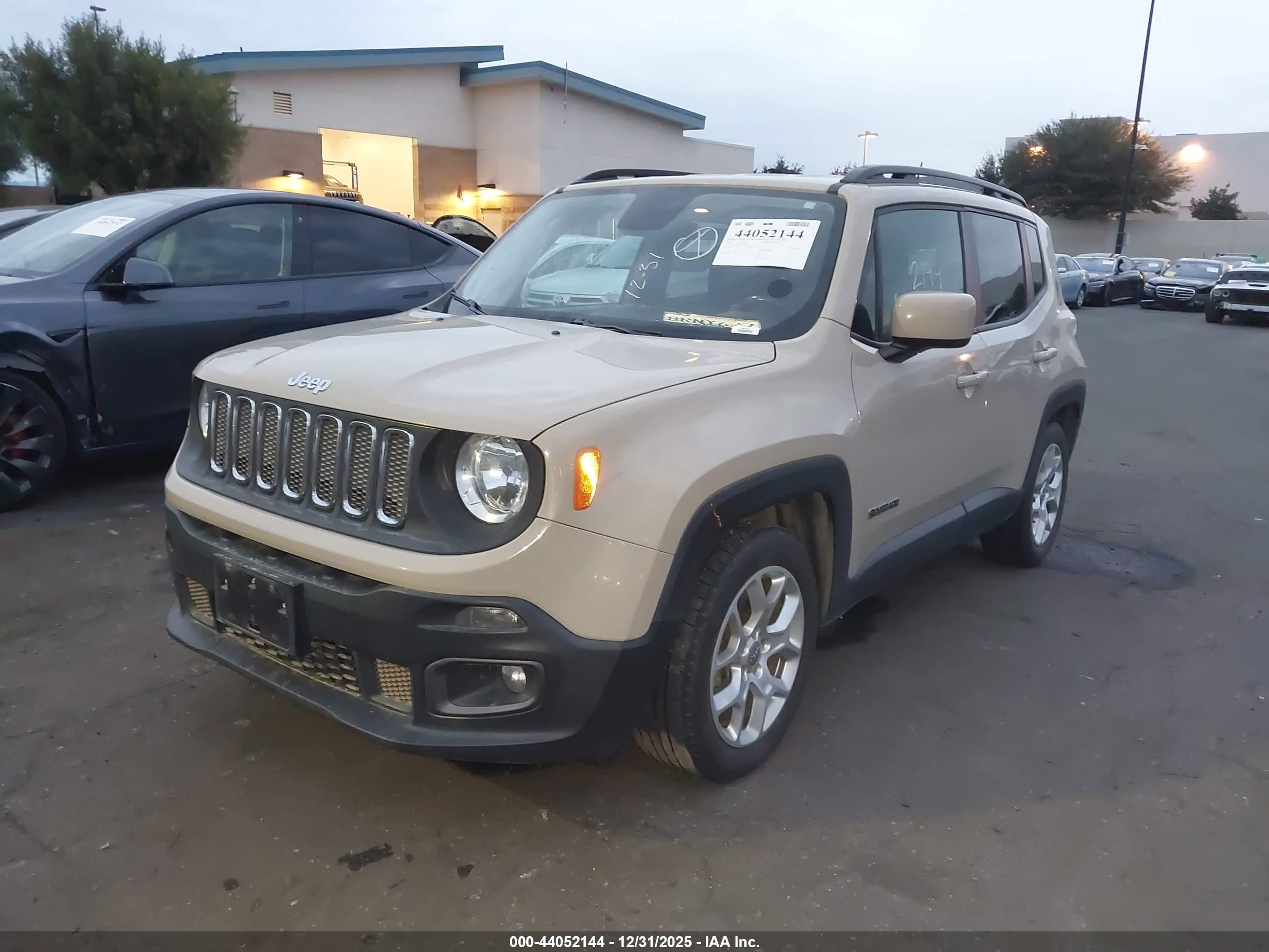 JEEP RENEGADE image 2