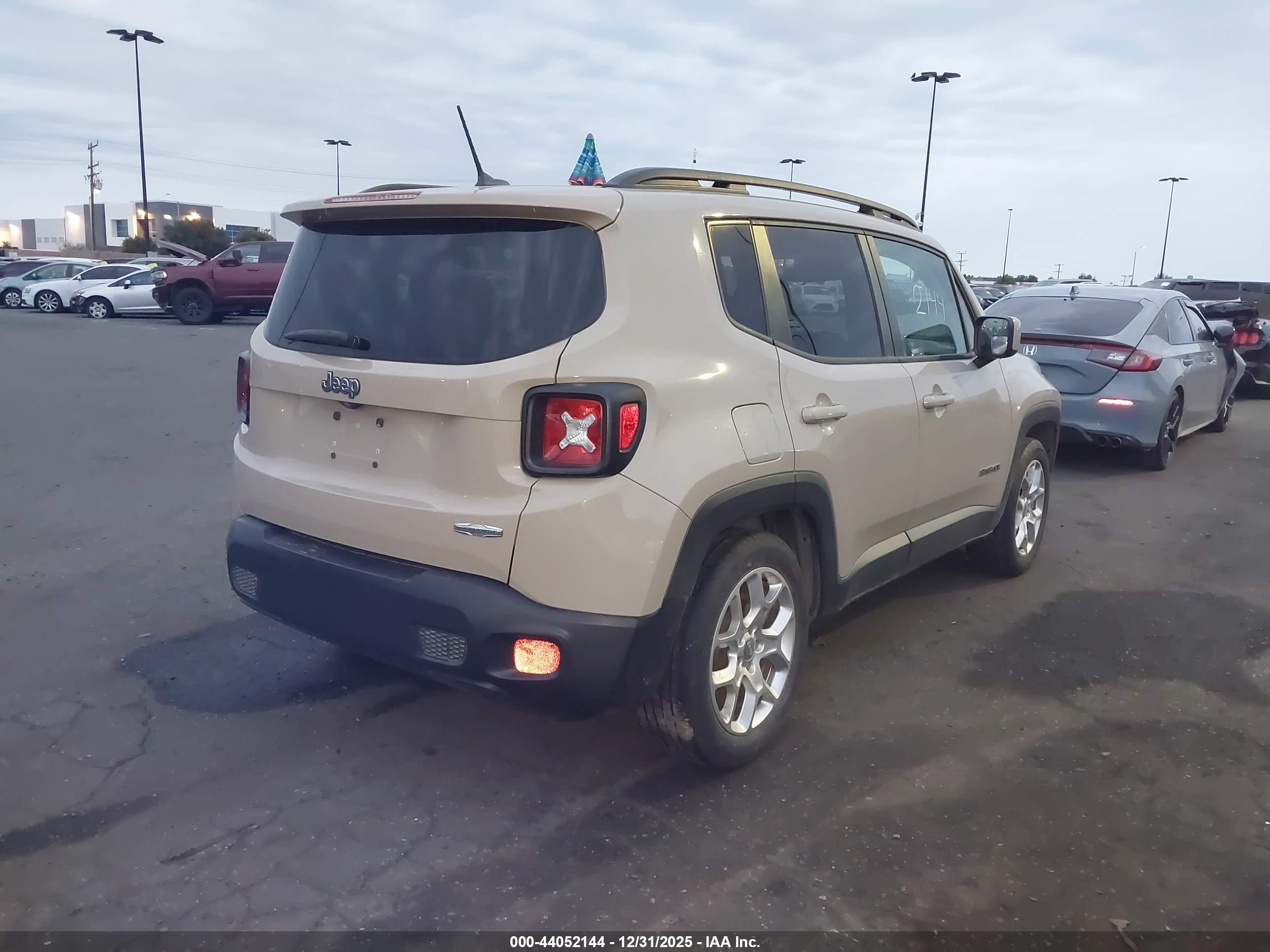 JEEP RENEGADE image 4