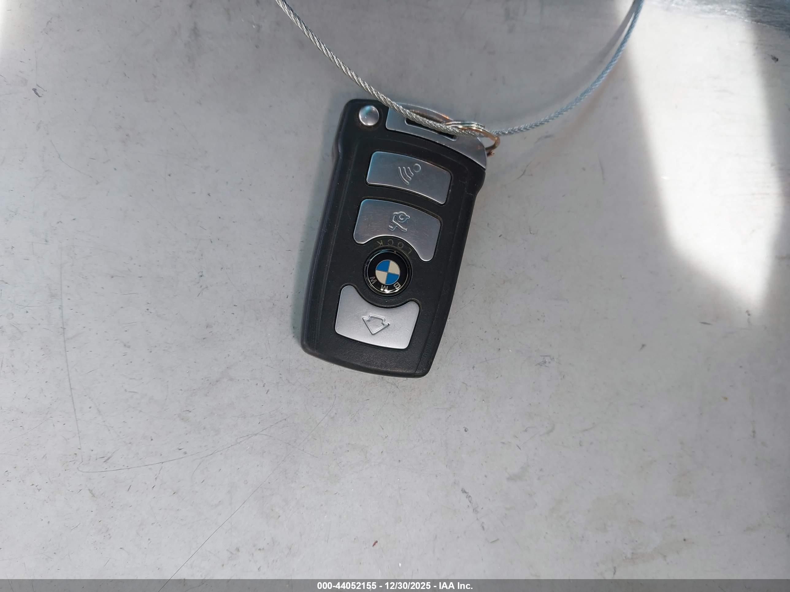 BMW 750LI image 11