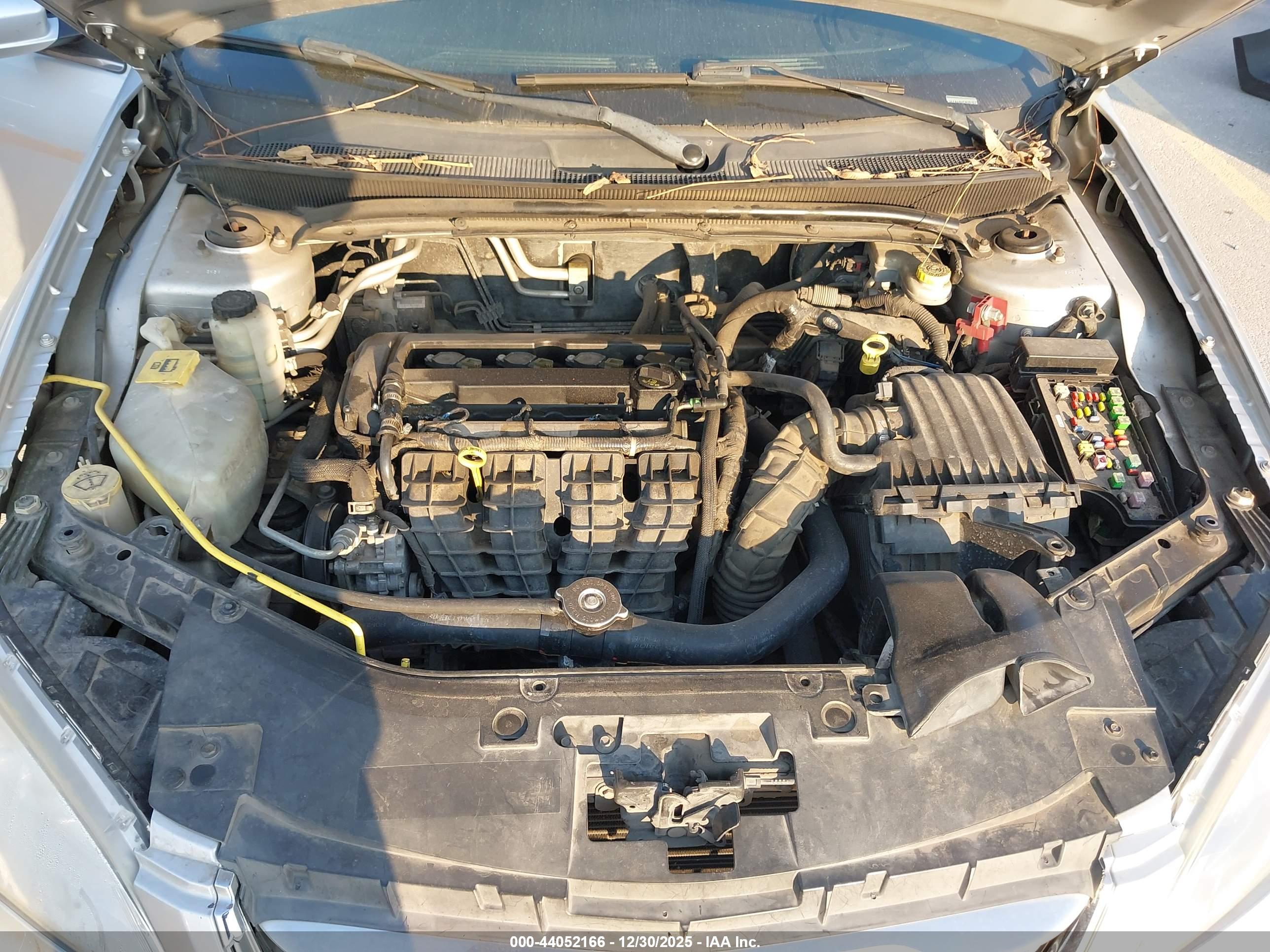 CHRYSLER 200 image 10