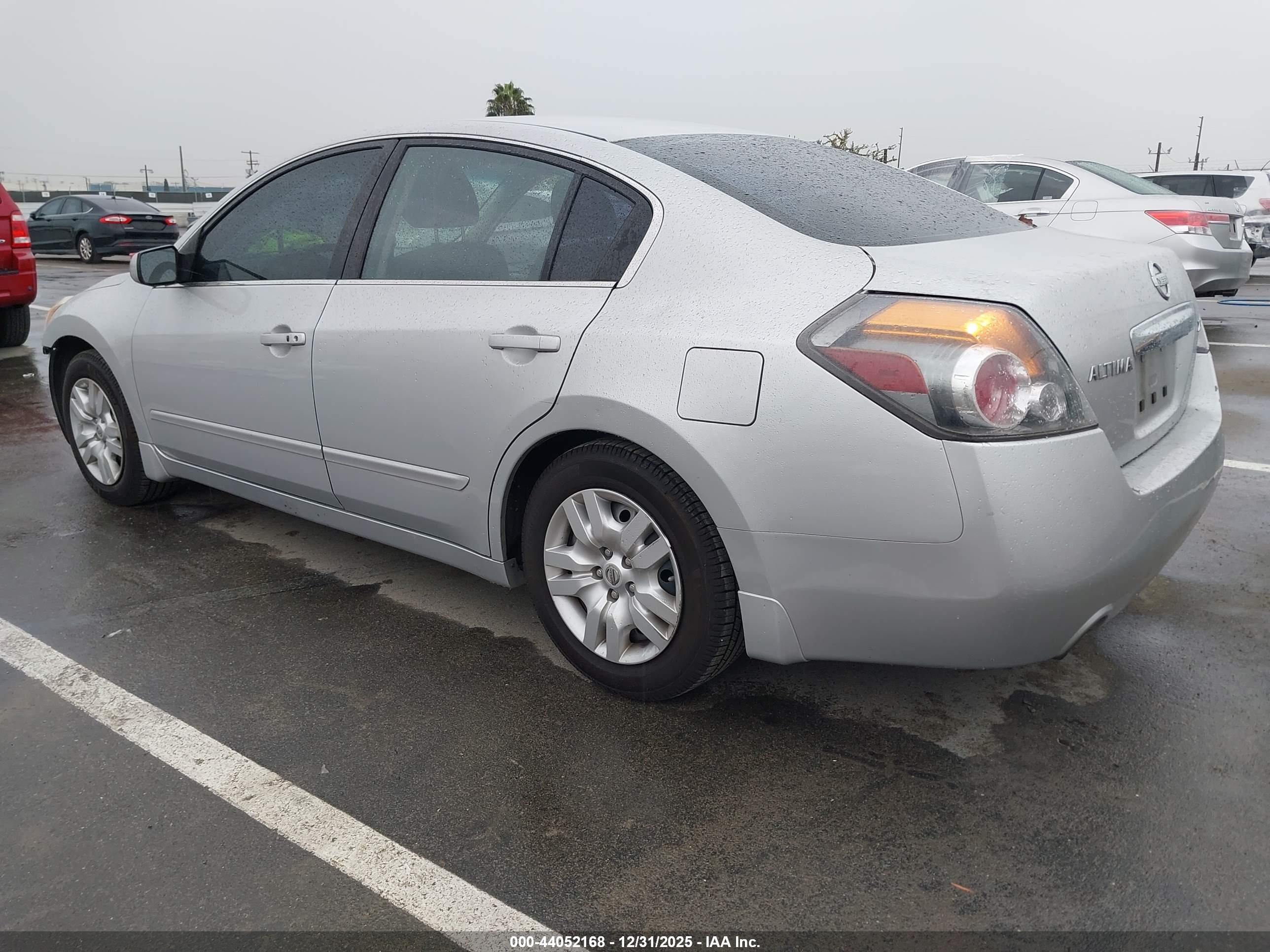 NISSAN ALTIMA image 3
