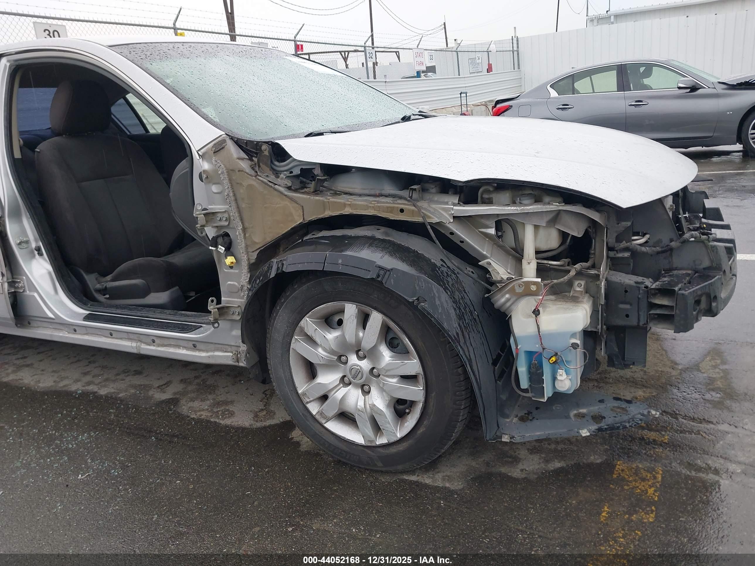 NISSAN ALTIMA image 6