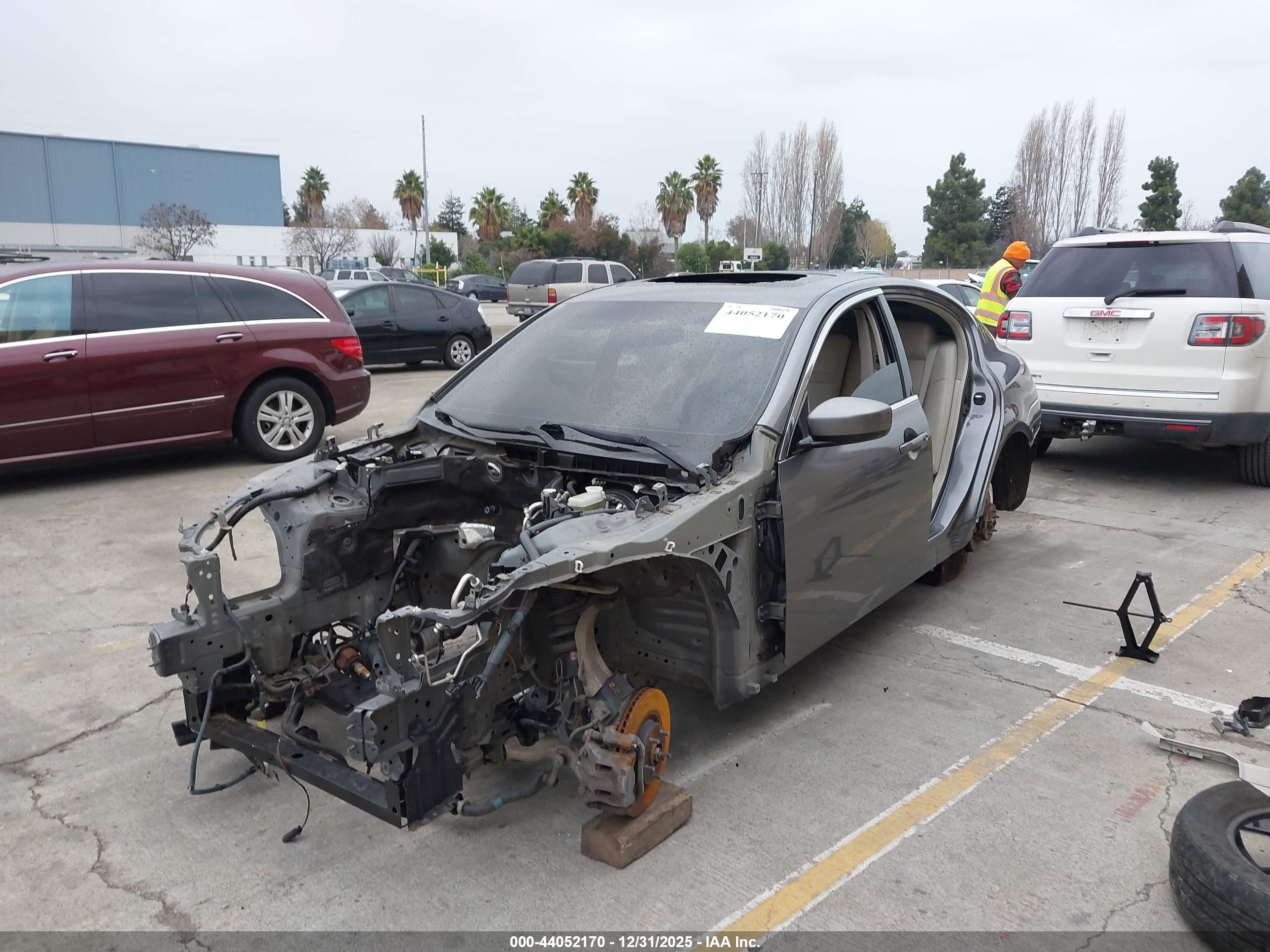 INFINITI G37X image 6